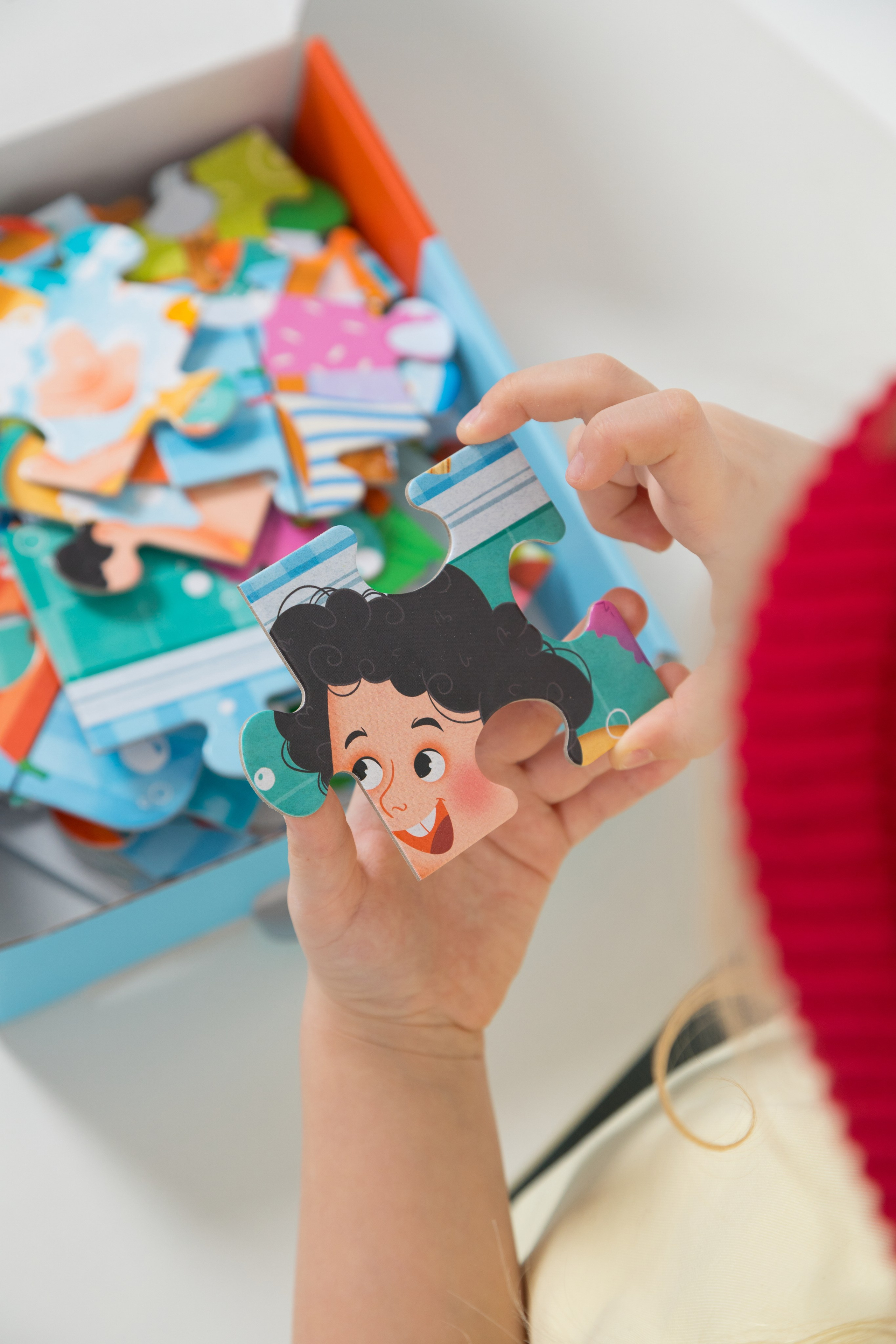 Имиджевая и каталожная съёмка для бренда детских пазлов. Детский и контент фотограф Надя Волкова Санкт-Петербург