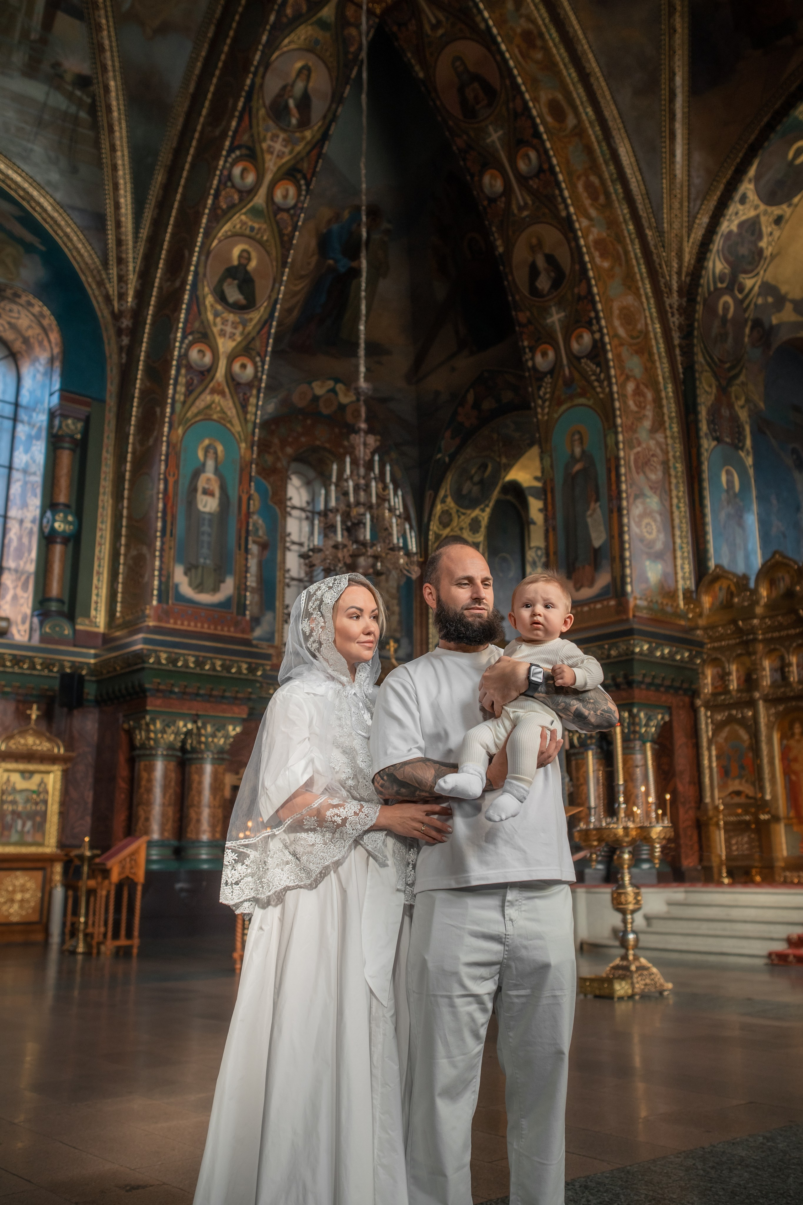Крещение в Успенском храме. Фотограф на крещение и венчание, семейный фотограф в Санкт-Петербурге