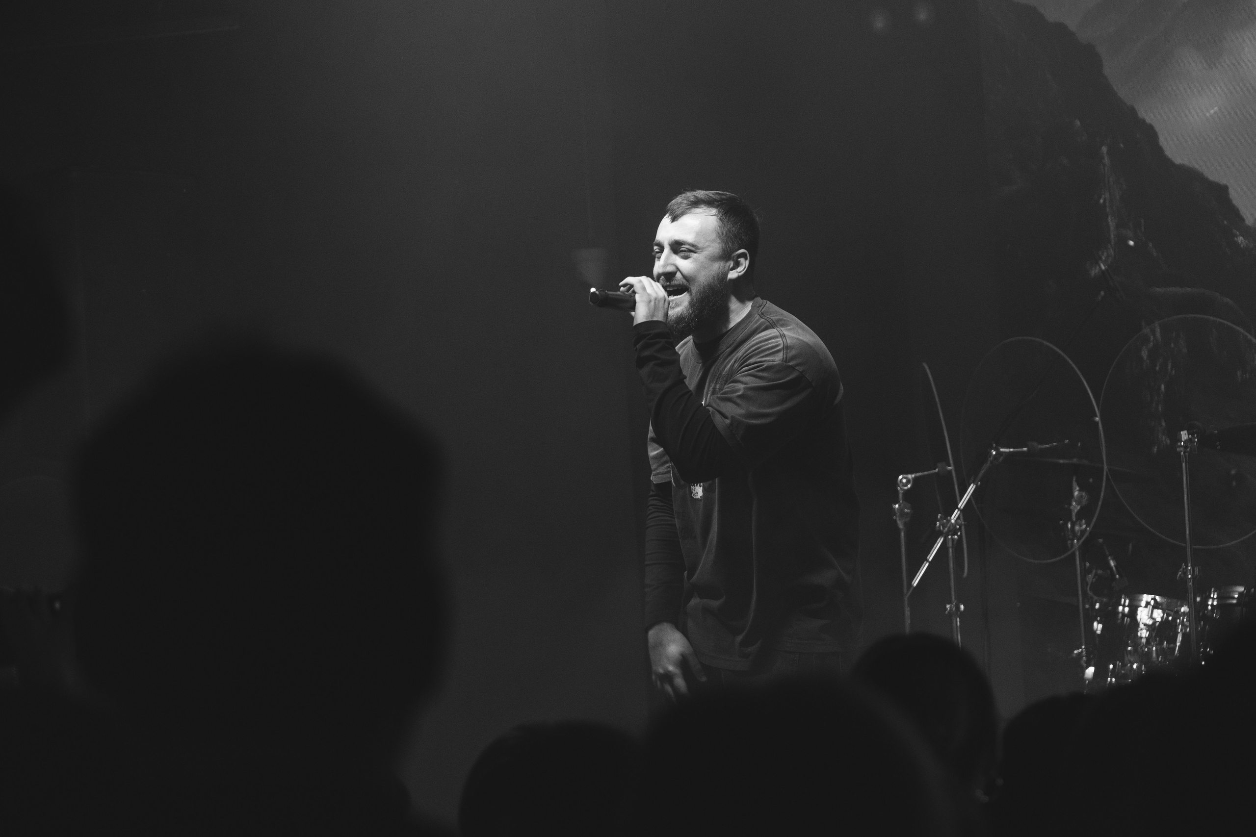 Султан Лагучев КРАСНОЯРСК. Фотограф Красноярск съемки лавстори, фотосессия в студии, портретная съемка, творческие фотосессии