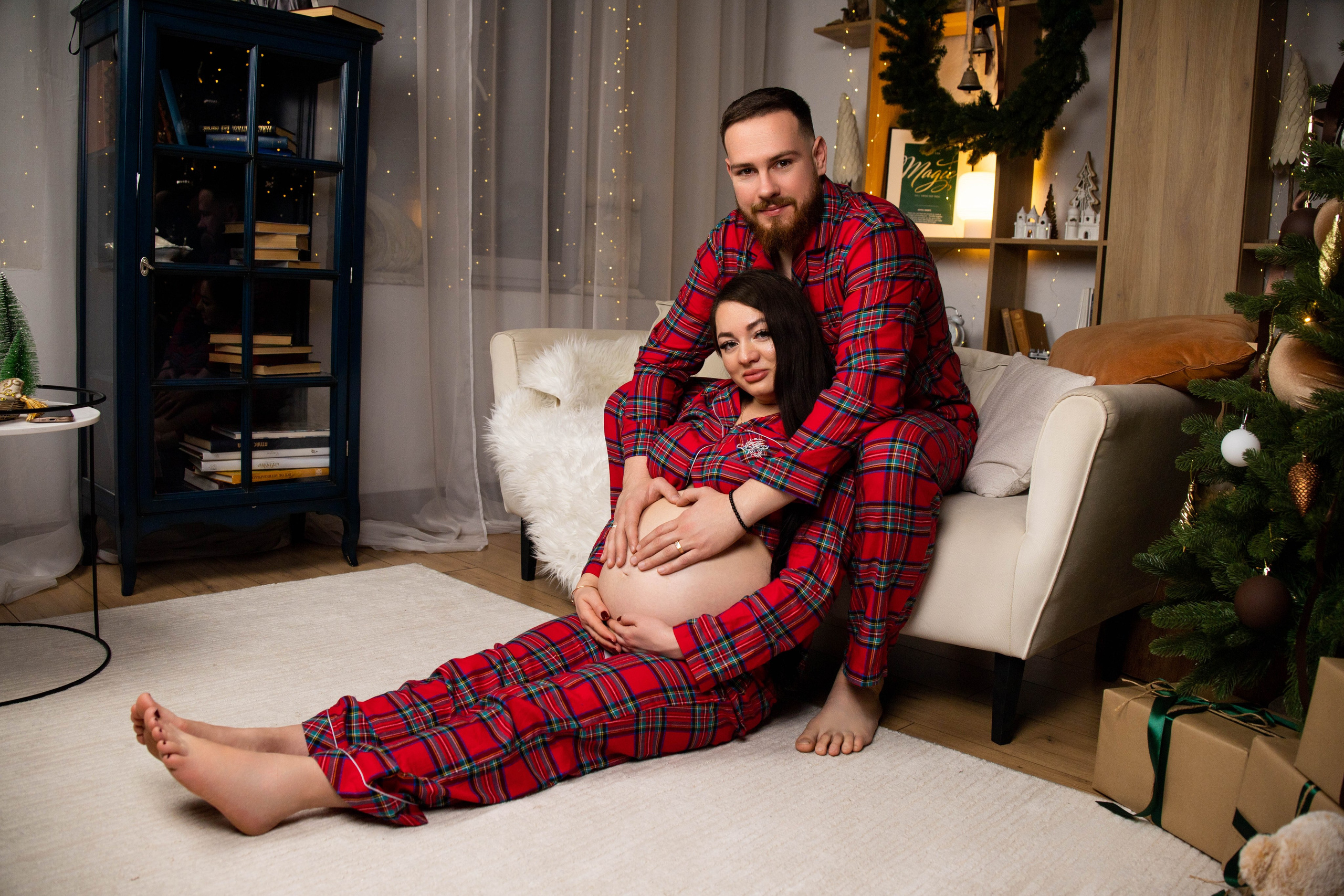 Фотосессия семейная «Новый год c пушистиком». Фотограф в Крыму Татьяна Барицкая ЕНОТИКА