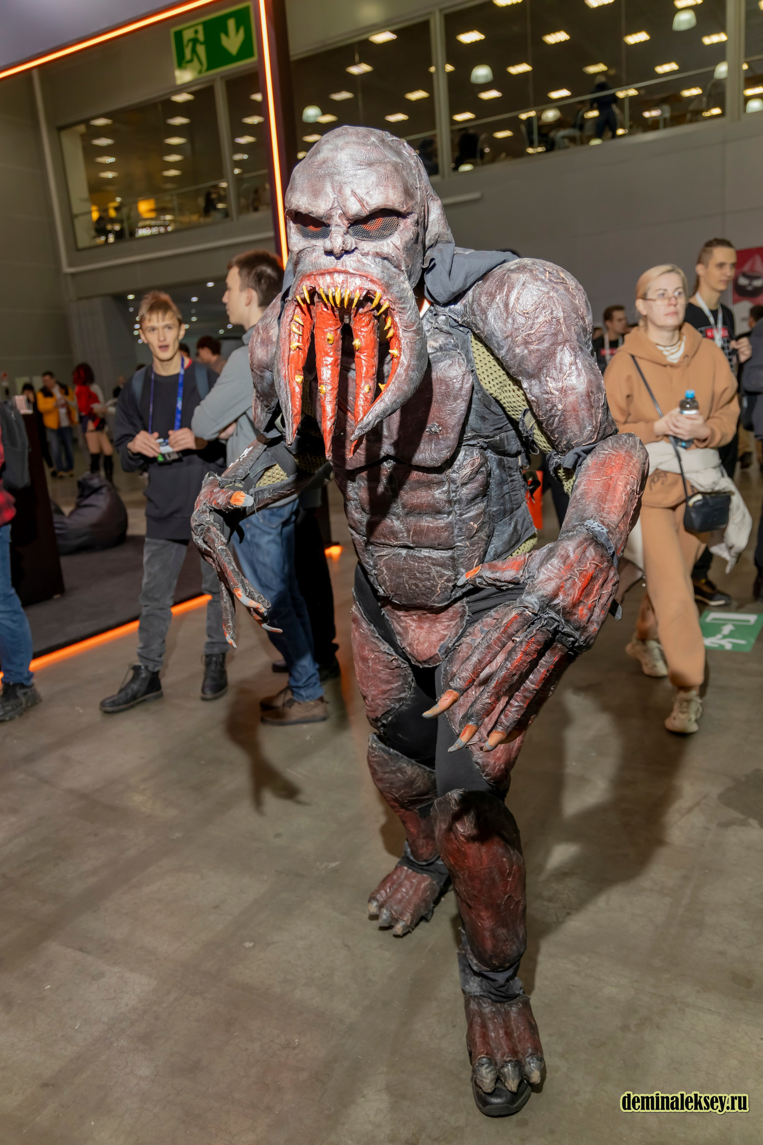 Рэд экспо 2024. Репортажный, семейный и студийный фотограф в Москве Демин Алексей