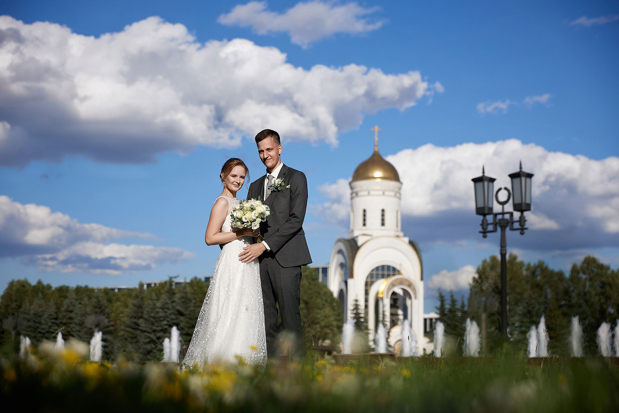 Прогулка, фотосессия жениха и невесты. Свадебная съемка. Фотограф в Москве Валерий Боцман