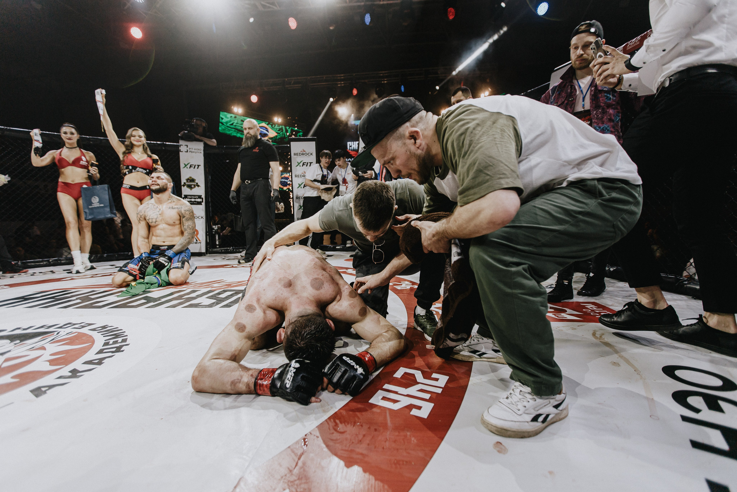 MFP246 МАКСИМ БУТОРИН VS МАРСИО БРЕНО. Фотограф Иркутск Антипин Сергей