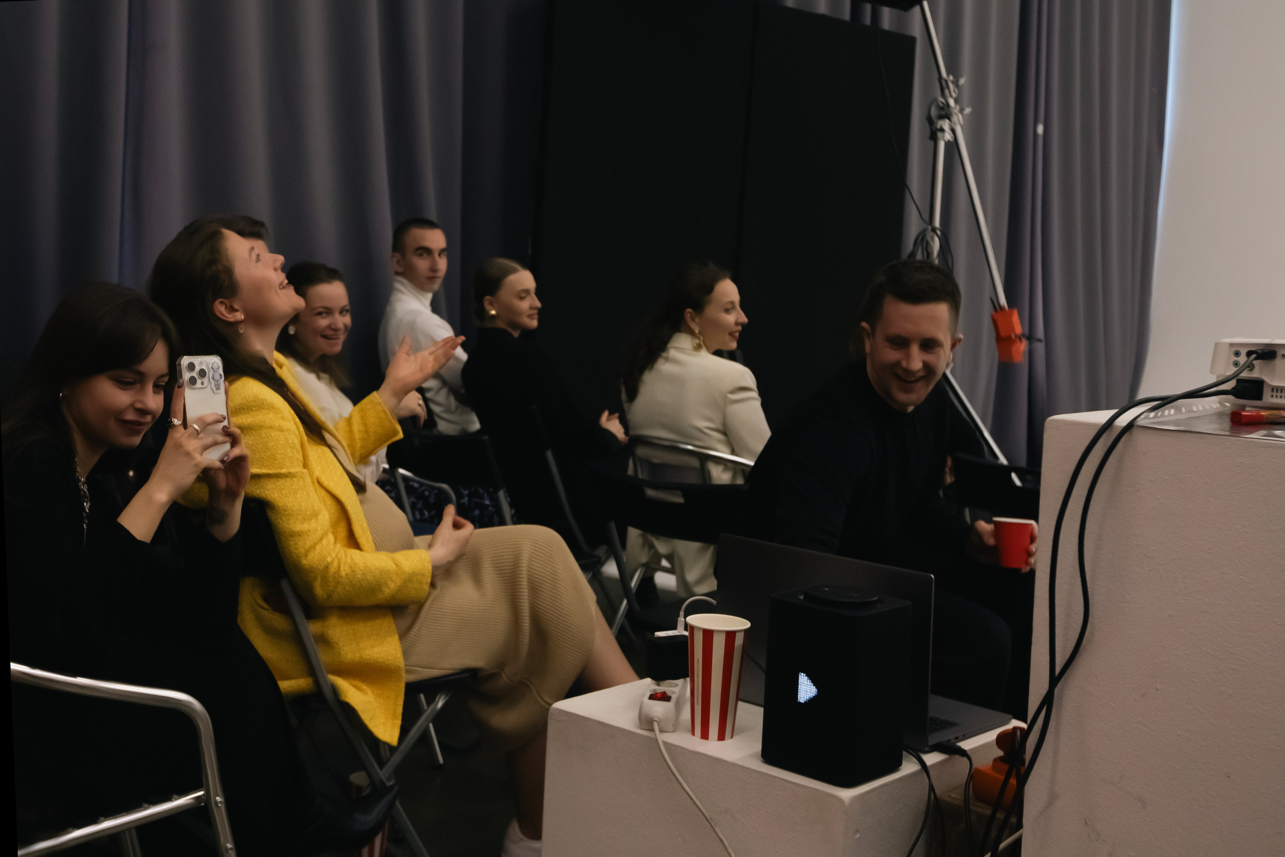 Премьера фильма «Как перестать сомневаться». Главная