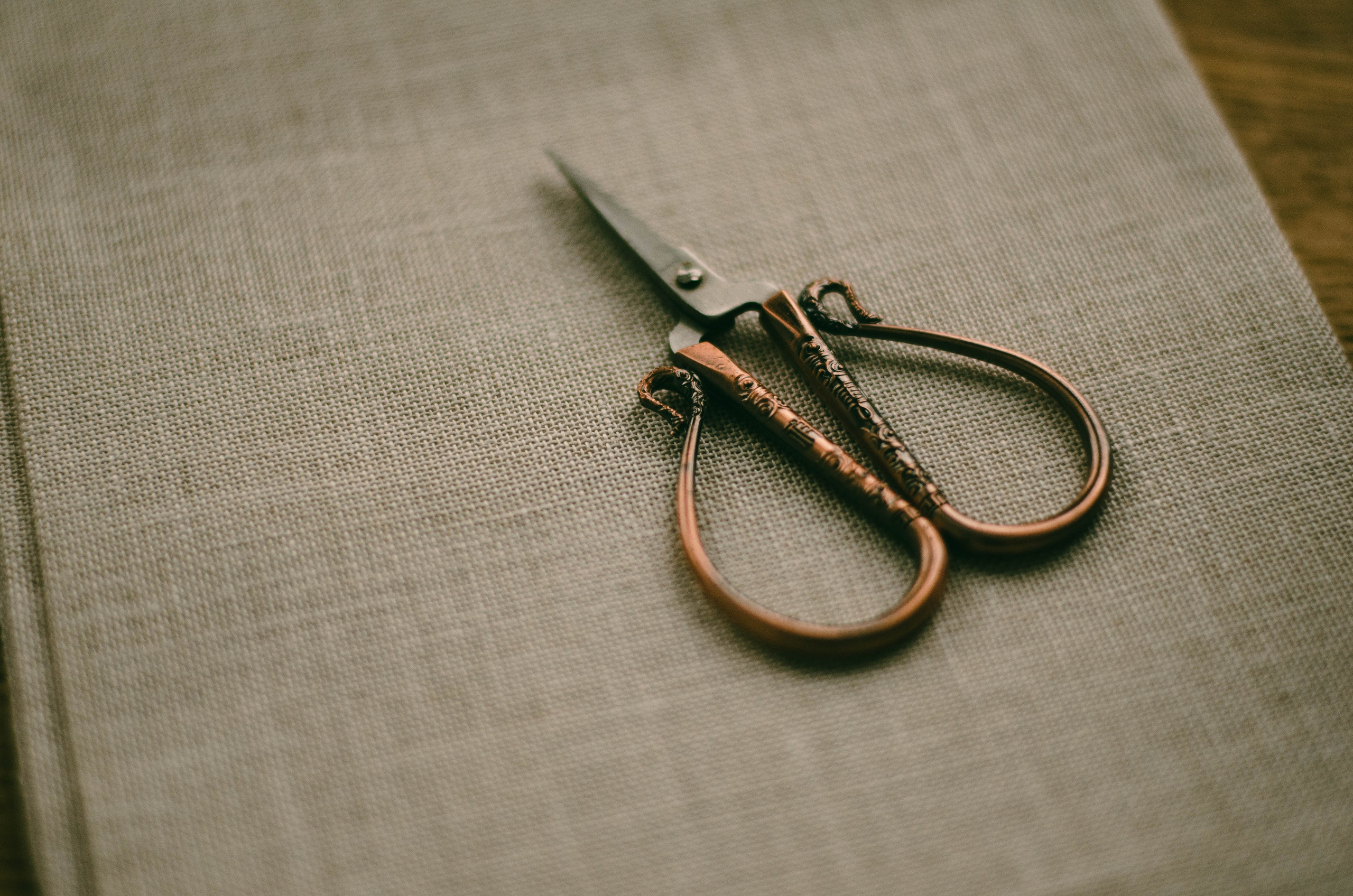 Вышивальщица. Фотосессии по мотивам сказок и фильмов — Катерина Исауленко. СПб