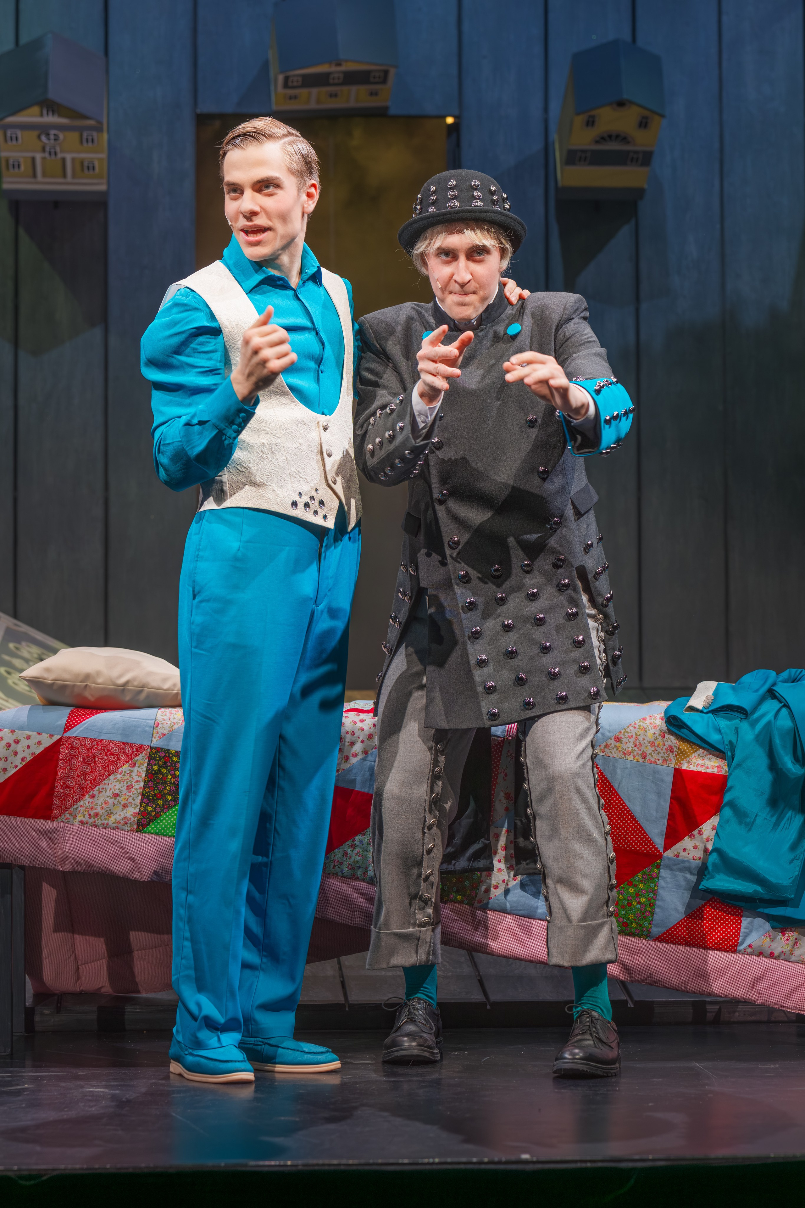 Театр Терезы Дуровой: Ревизор. Сайт фотографа Сергея Абрамова