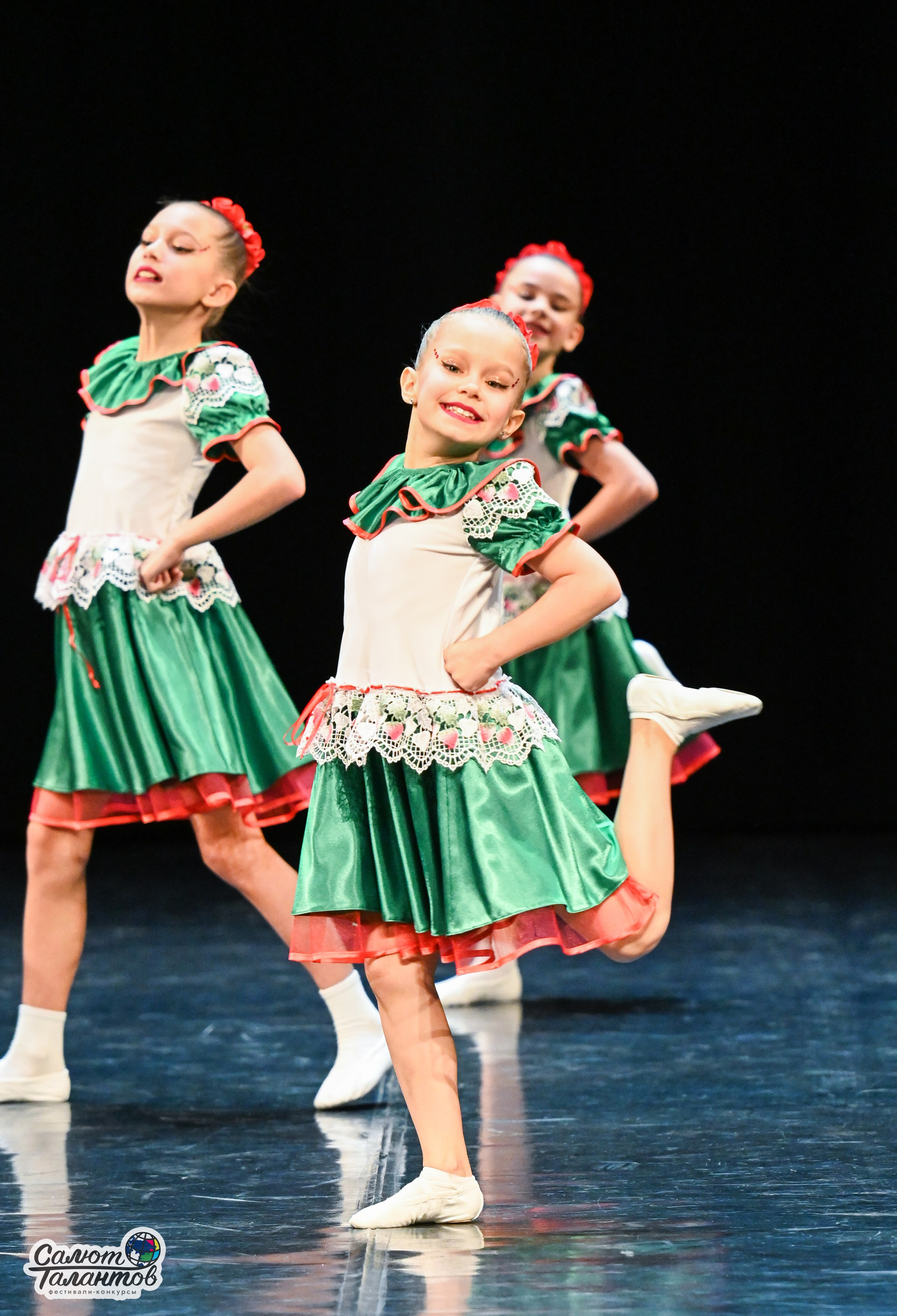 31.10.2024 6-й Международный Творческий Фестиваль-Конкурс «СЕРДЦЕ УРАЛА» г. Екб. Медиастудия Фото Концепт