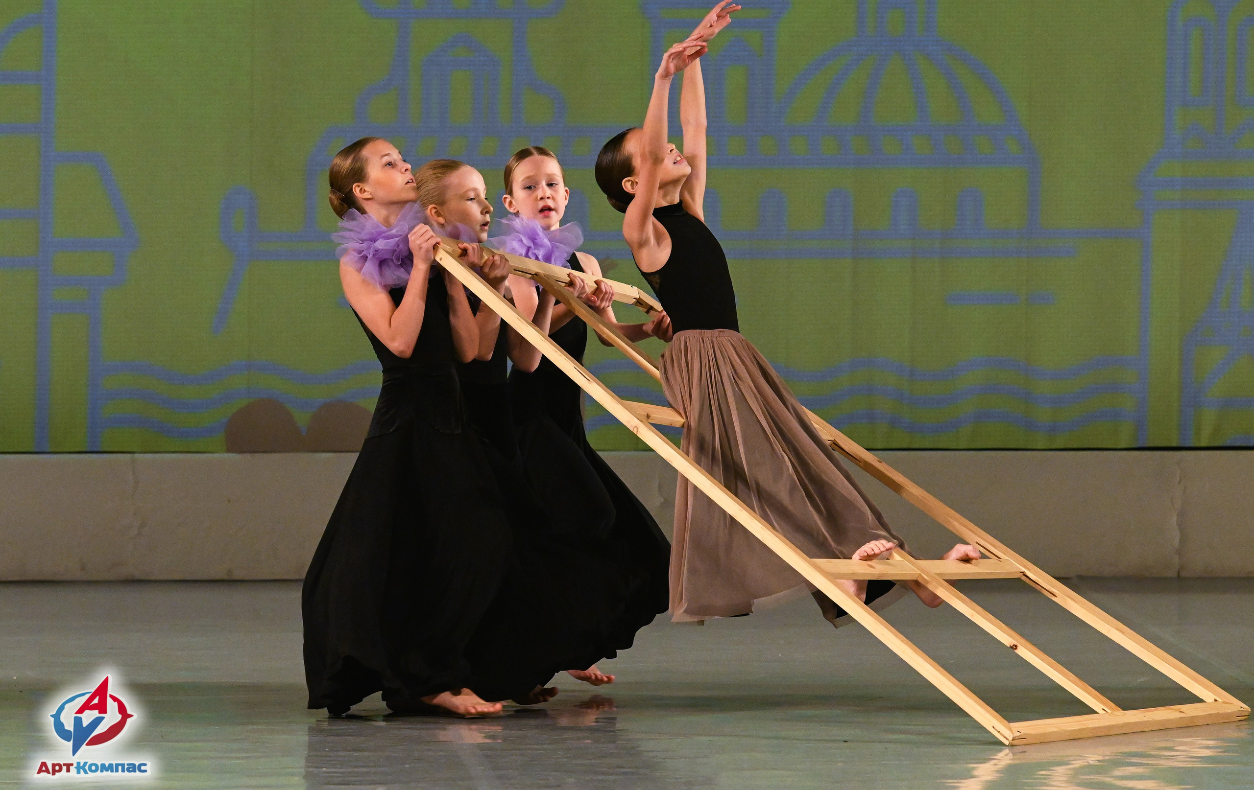 05.10.2025 Всероссийский фестиваль талантов «НЕВСКИЕ ВСТРЕЧИ» г. Санкт-Петербург. Медиастудия Фото Концепт