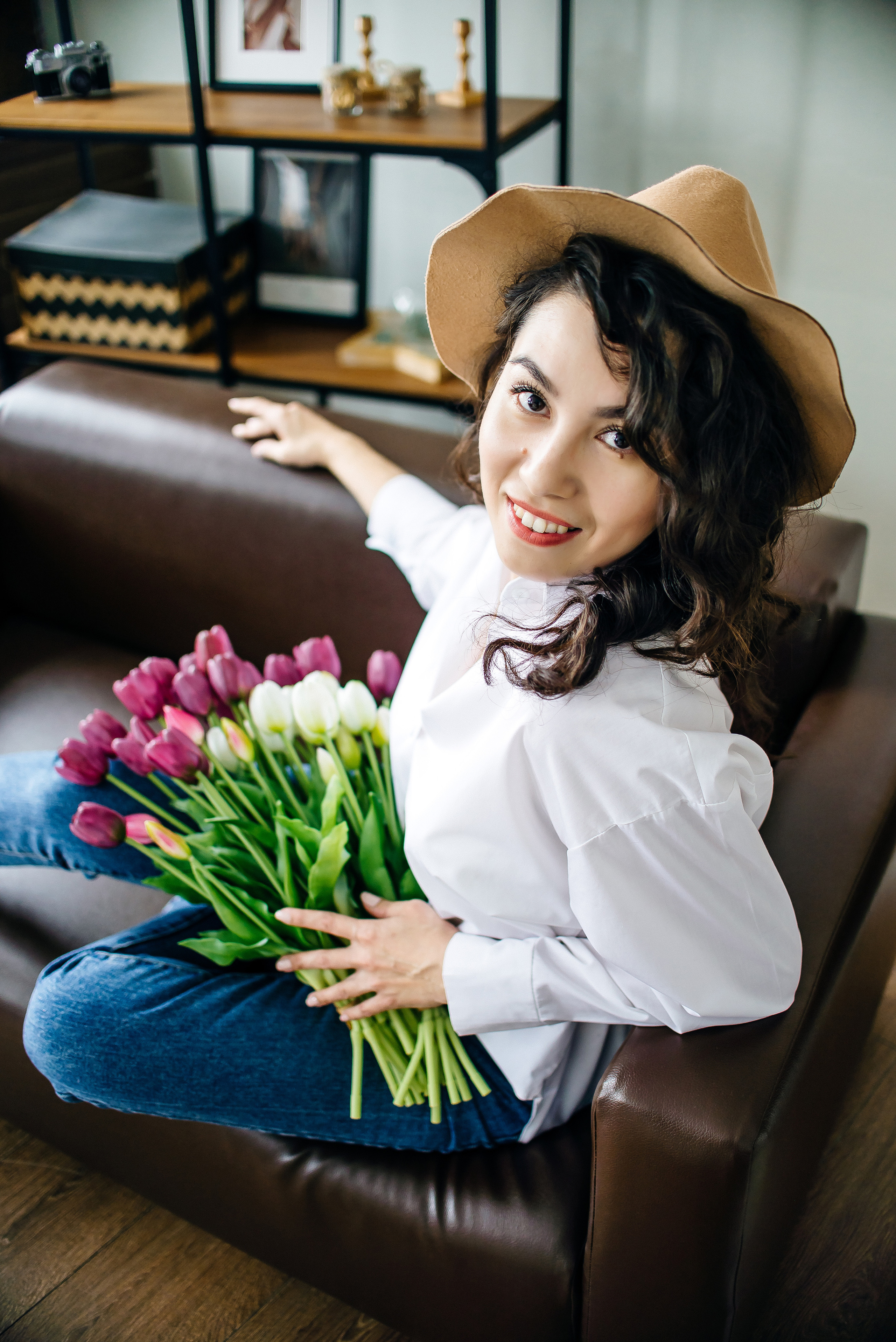 Портретные съемки в студии. Семейный, школьный фотограф в городе Салават Камила Абдракипова