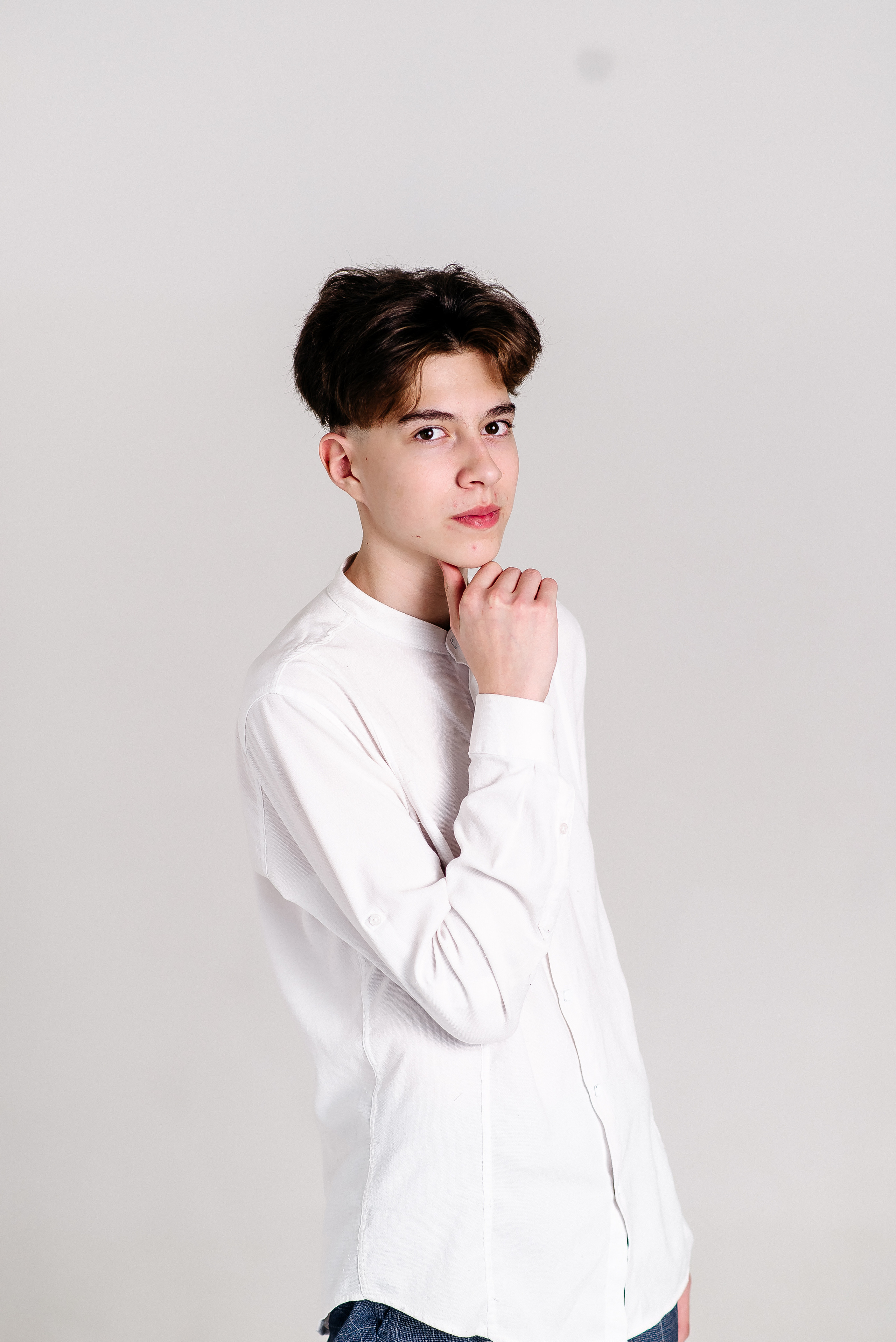 Портретные съемки в студии. Семейный, школьный фотограф в городе Салават Камила Абдракипова