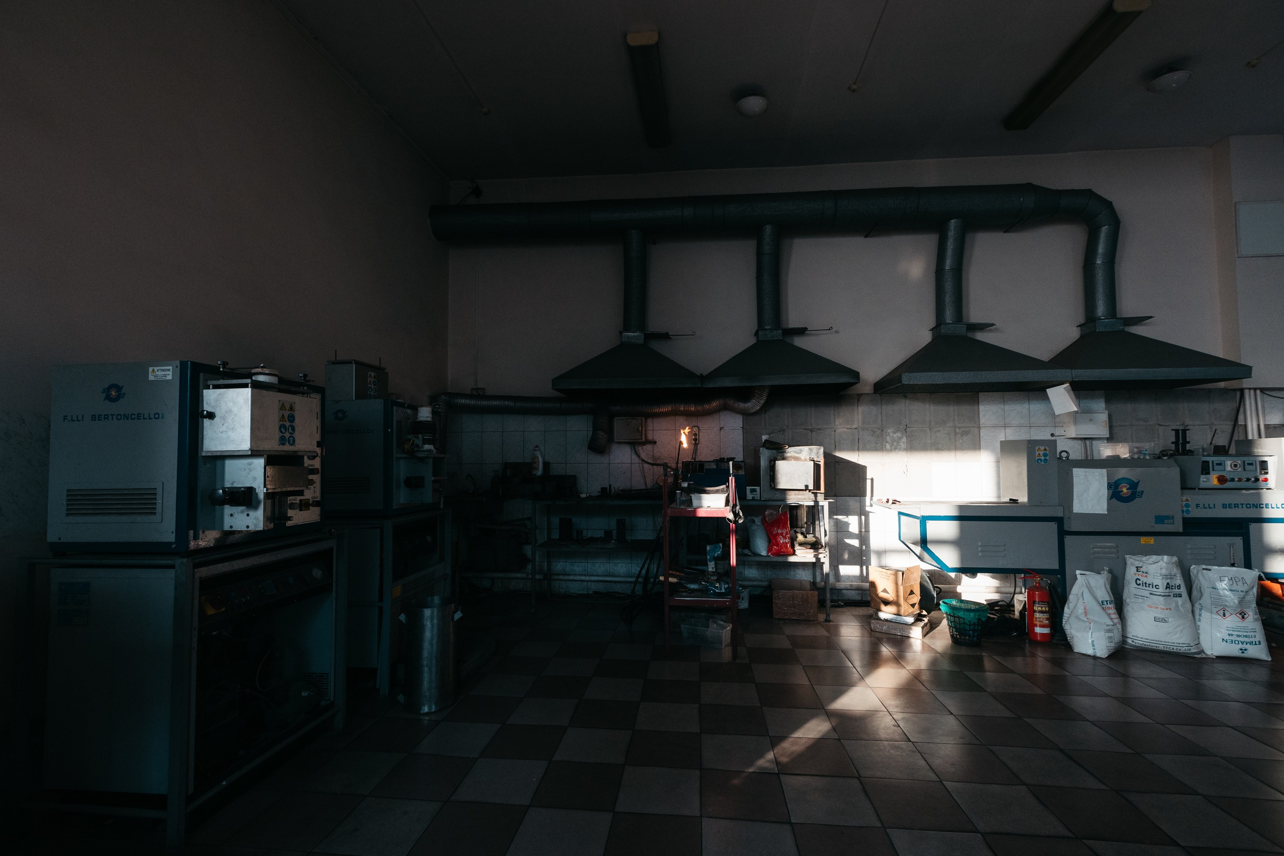 Промышленный репортаж ювелирного производства. Фотограф Олег Сотник