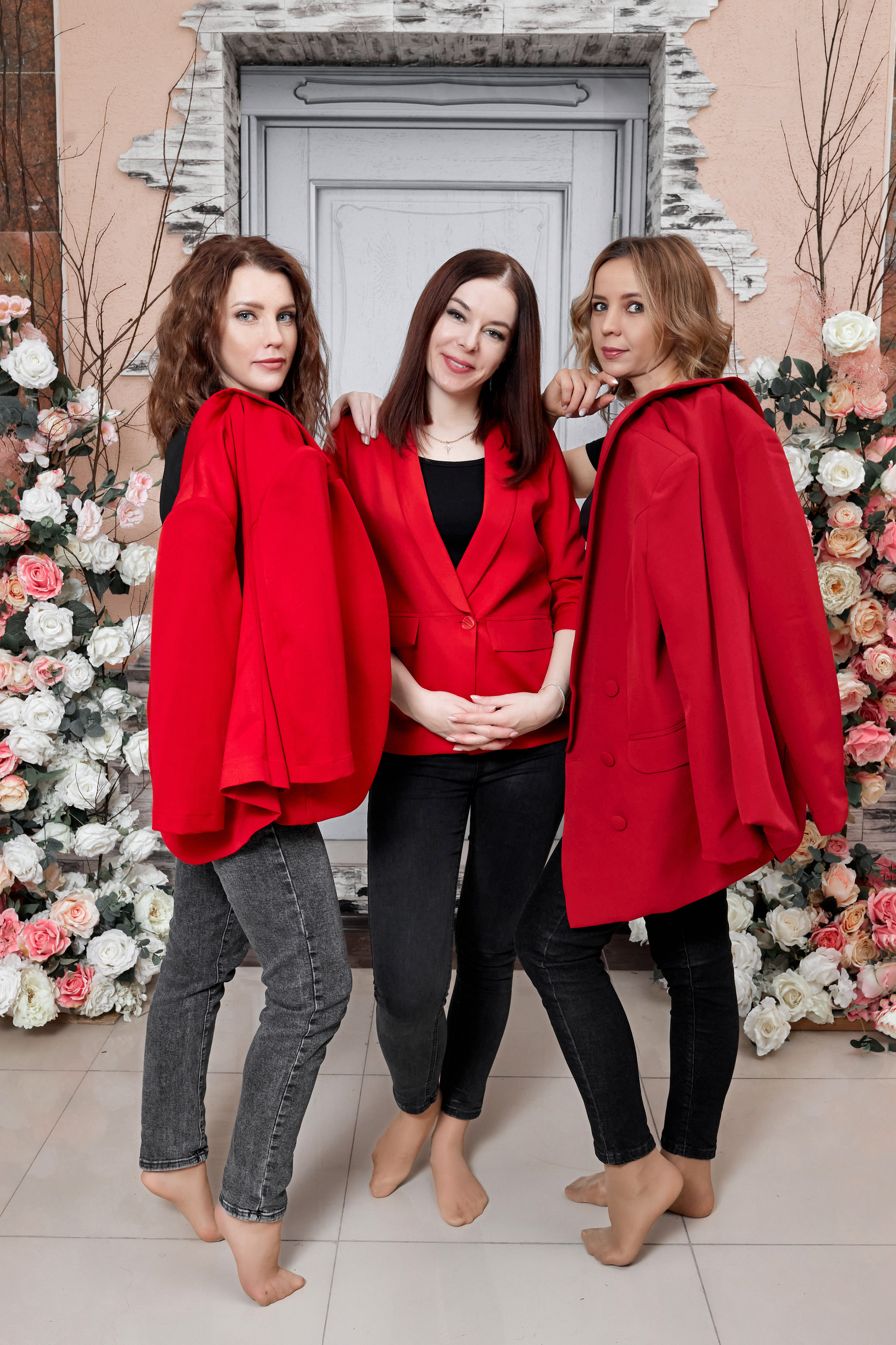 Анастасия, Иванна и Татьяна. Фотограф Валентин Мельников г. Тында