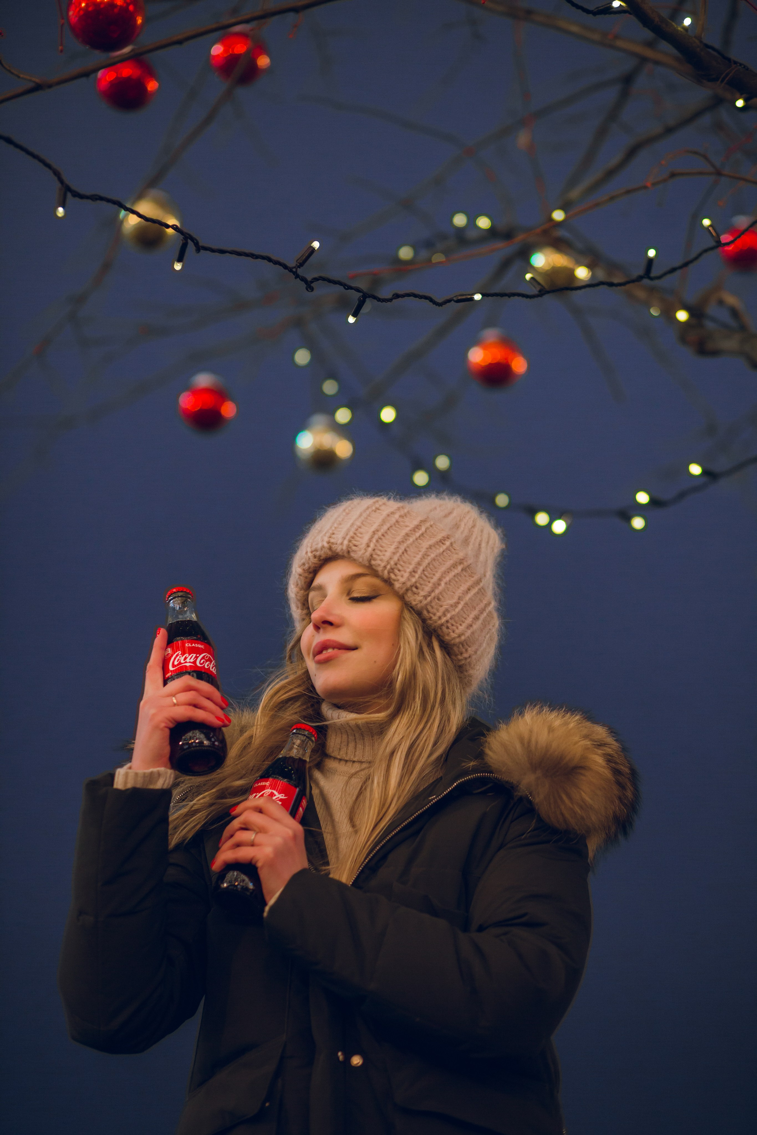Юля и Кока-кола. Фотограф на Крещение, семейный фотограф в Москве