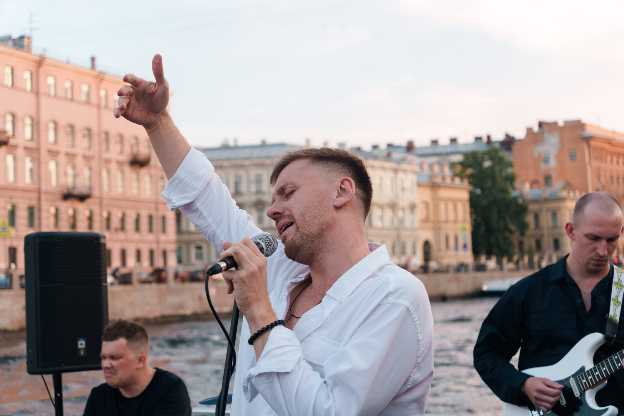 Концерт группы Тони Мак на корабле. Фотограф в Санкт-Петербурге Ибрагимова Алина