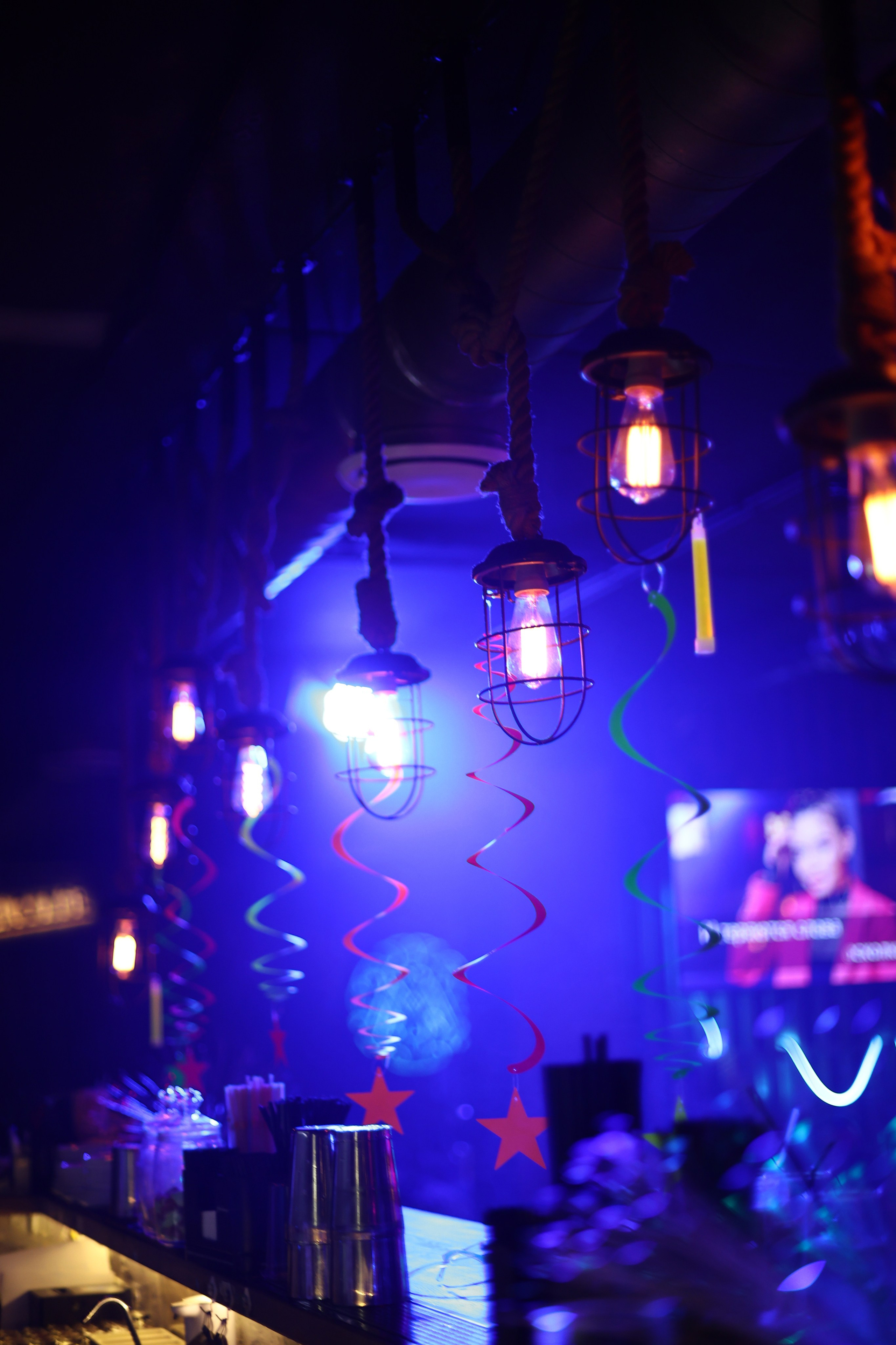 Neon Party 01.08.25. Мята Спортивная — Кальянная, караоке, бар в Минске