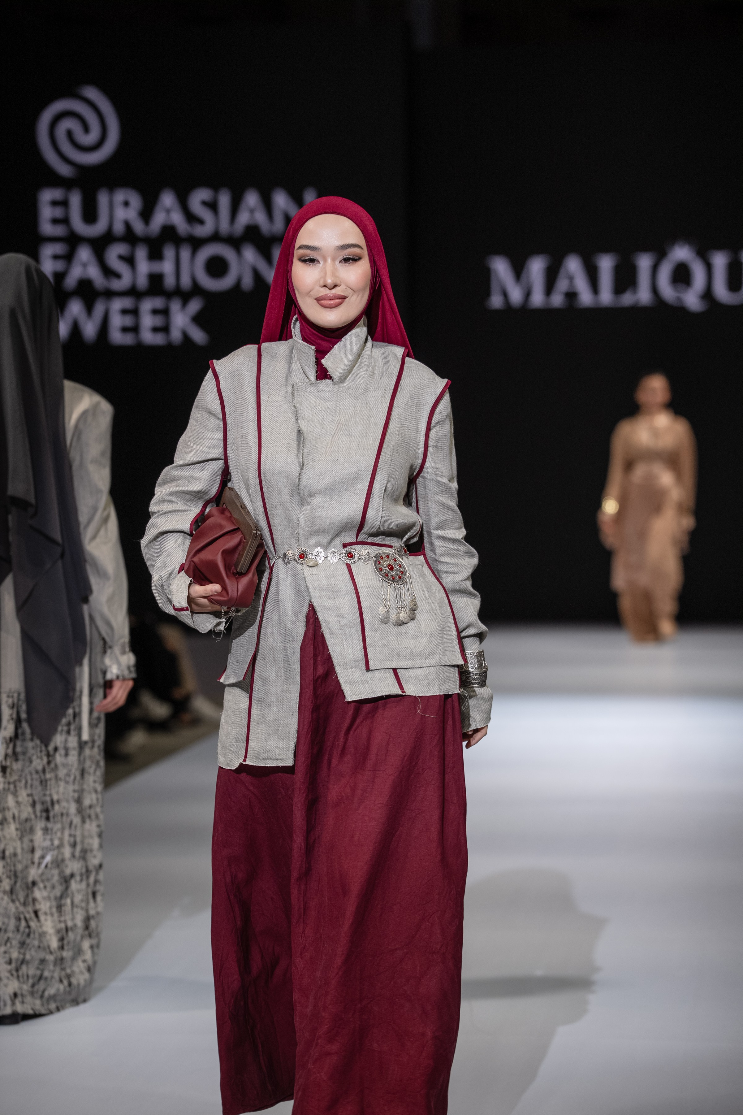 EURASIAN FASHION WEEK Malique. Сайт Алматинского НЮ АРТ, будуар и фэшн фотографа Дениса Карпенко