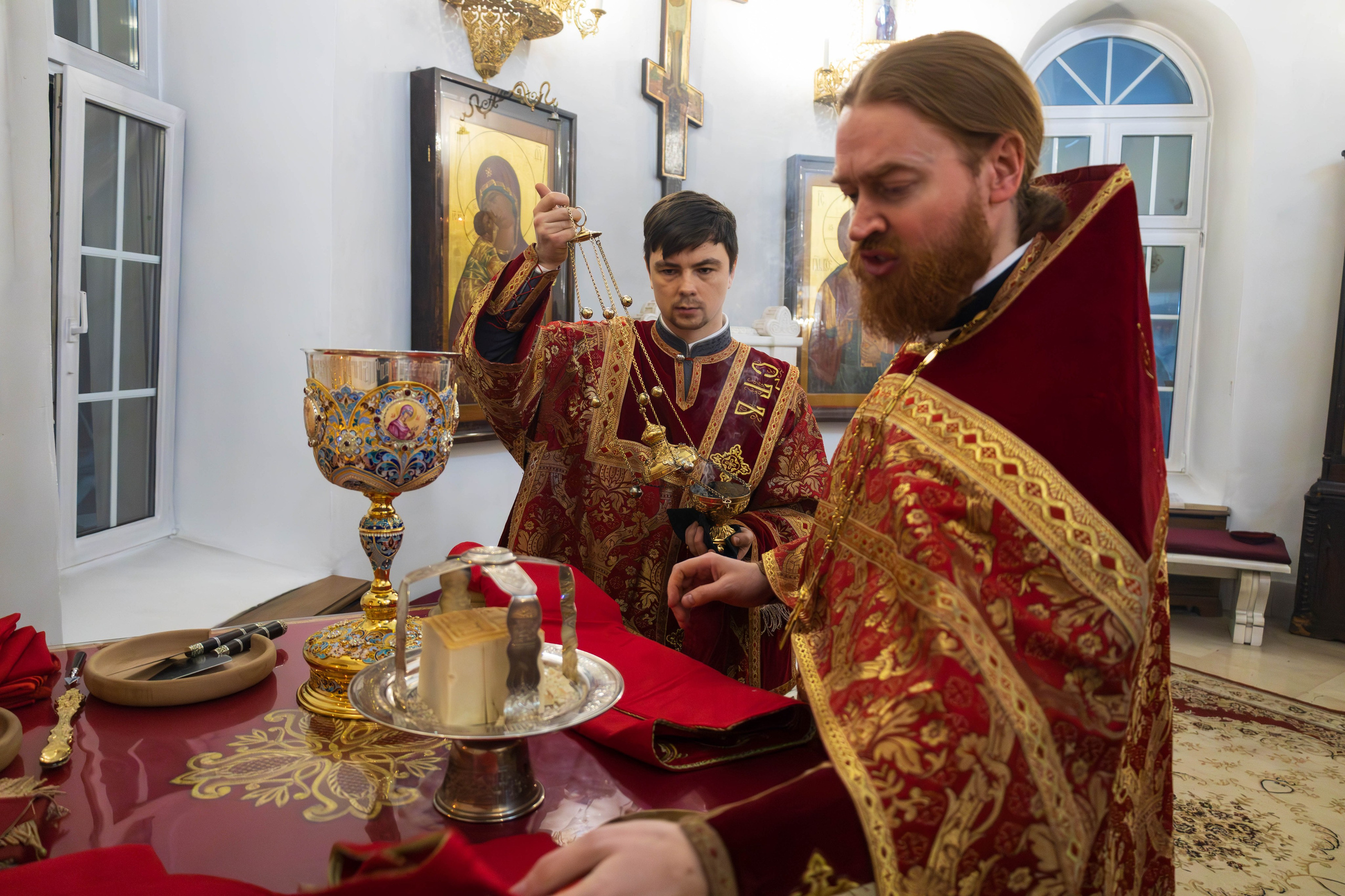 Светлое Христово Воскресение. Пасхальная Заутреня. Репортажный фотограф в Москве Иван Кулак