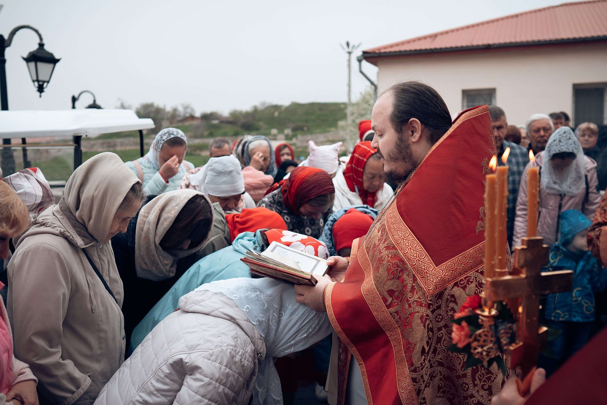 Богослужение на Светлой седмице в Херсонесском монастыре г. Севастополь. Церковный фотограф Севастополь