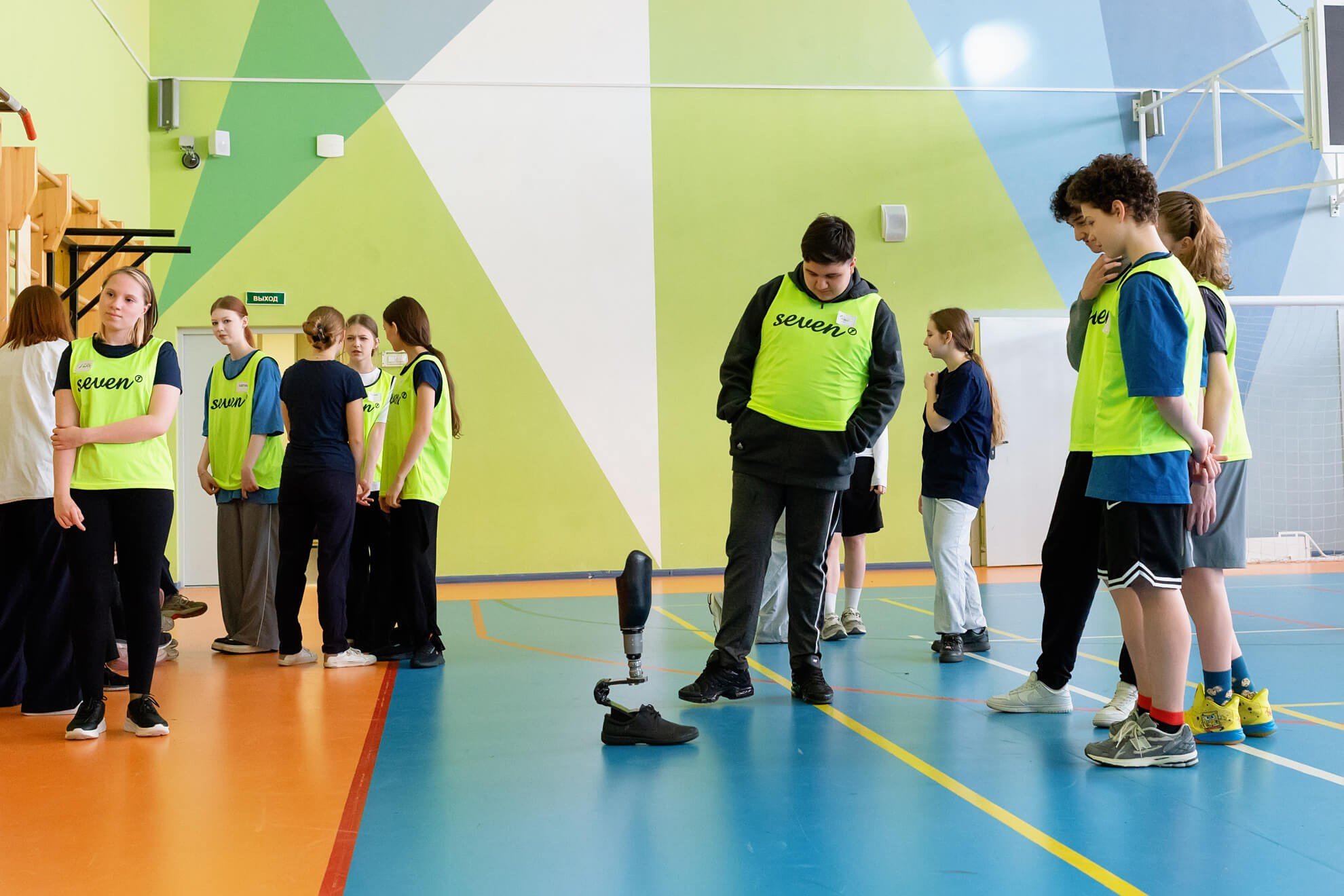 Фоторепортаж о проекте Физ-ра 2.0 в школе СПБ Благотворительный проект. Портретные фотосессии, контент-съемки, репортаж