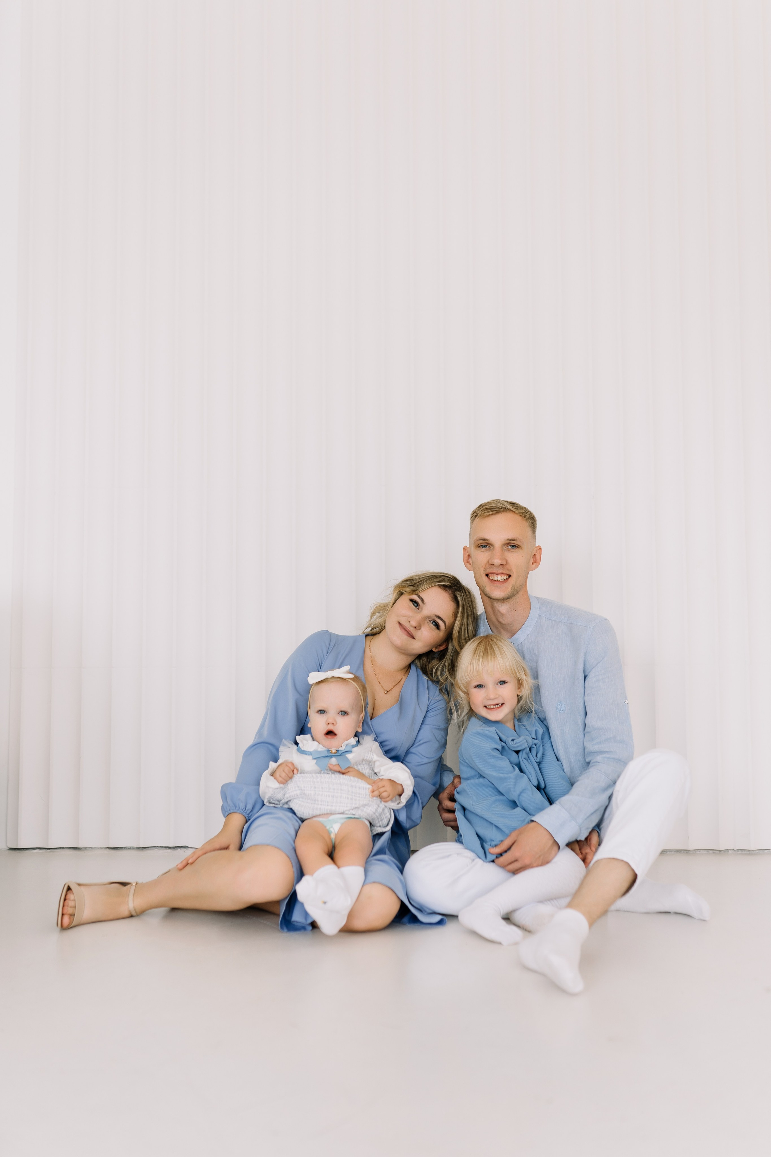 Николь 1 годик