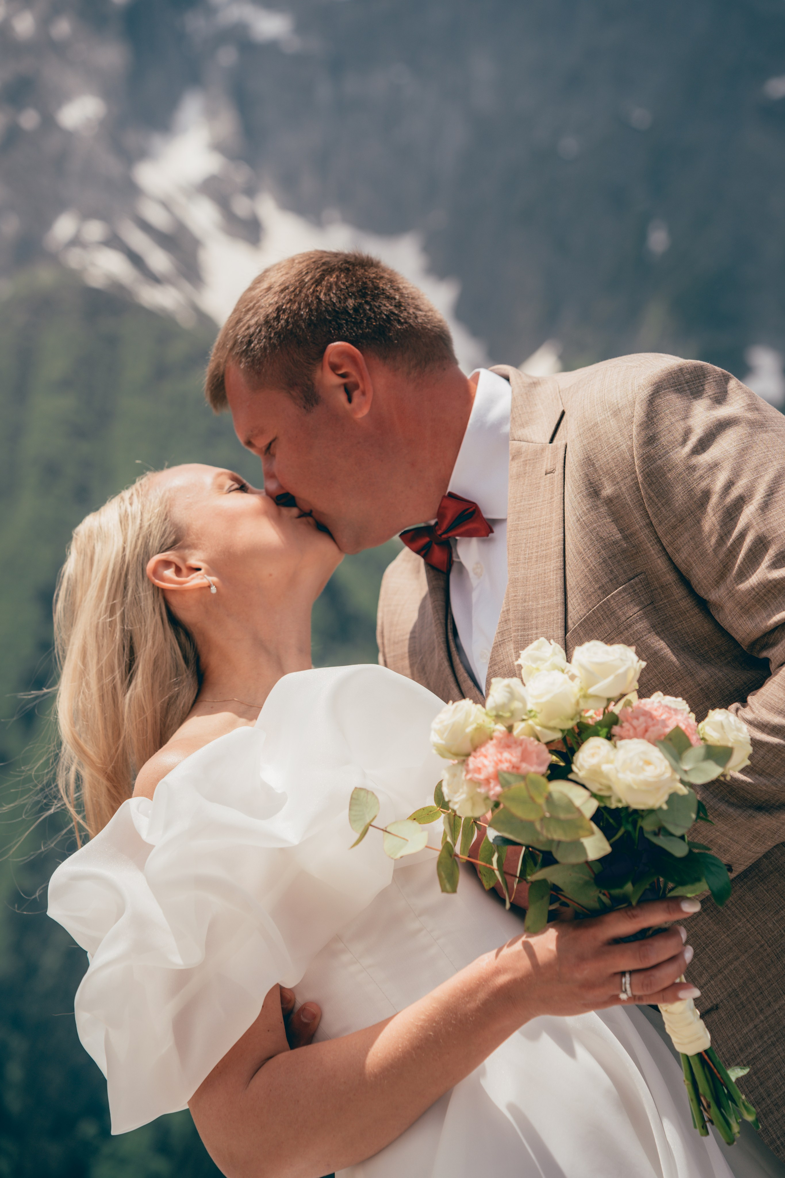 Съемка для брендов одежды КМВ Пятигорск, Железноводск, Ессентуки, Кисловодск Архыз Домбай Фотосессия. Фотограф КМВ|ГОРЫ Пятигорск Железноводск Ессентуки Кисловодск Домбай Архыз Эльбрус