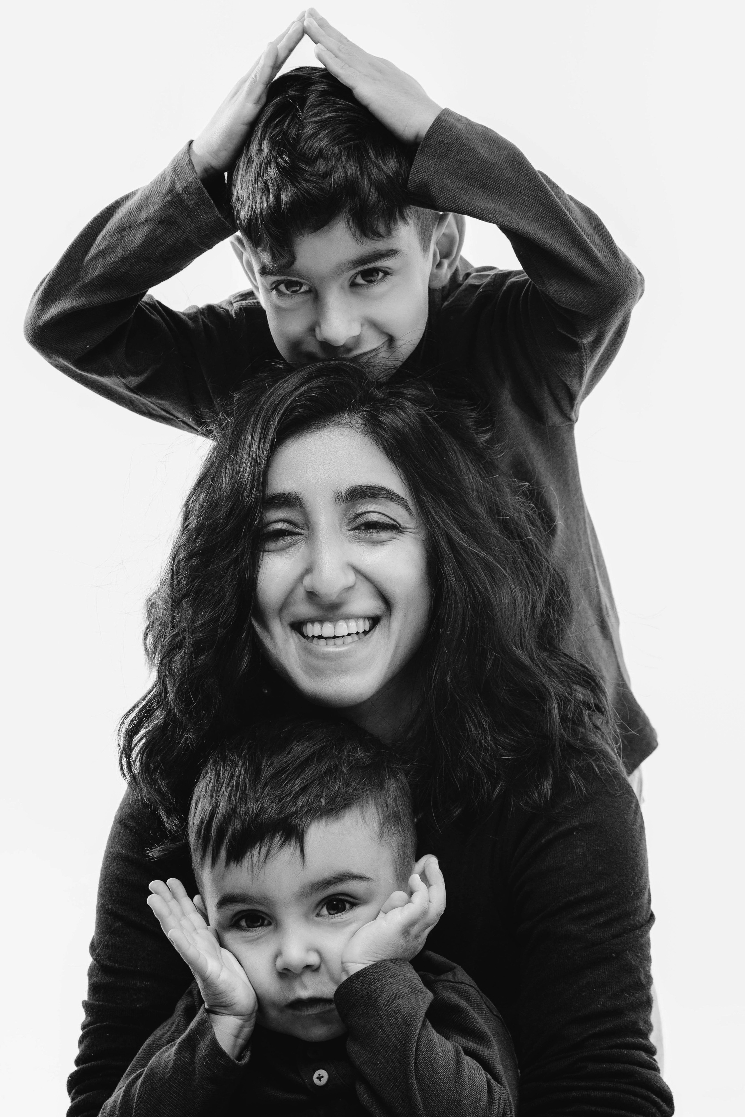 Фотосессия для мамы с двумя сыночками. Фотограф в Санкт-Петербурге Марина Парникова