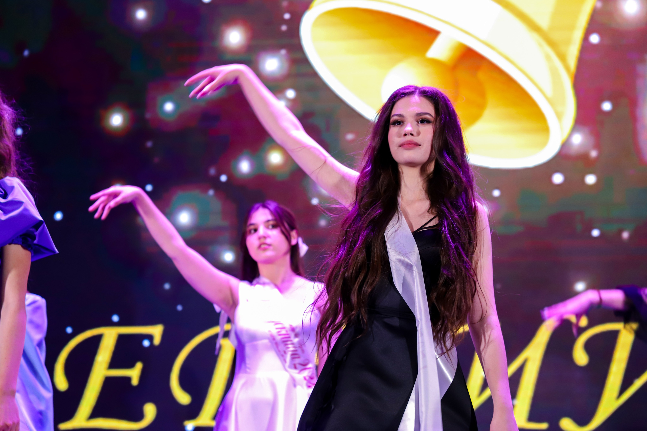 Последние звонки в школе. K-pop (и не только) фотограф в Москве Светлана Полякова