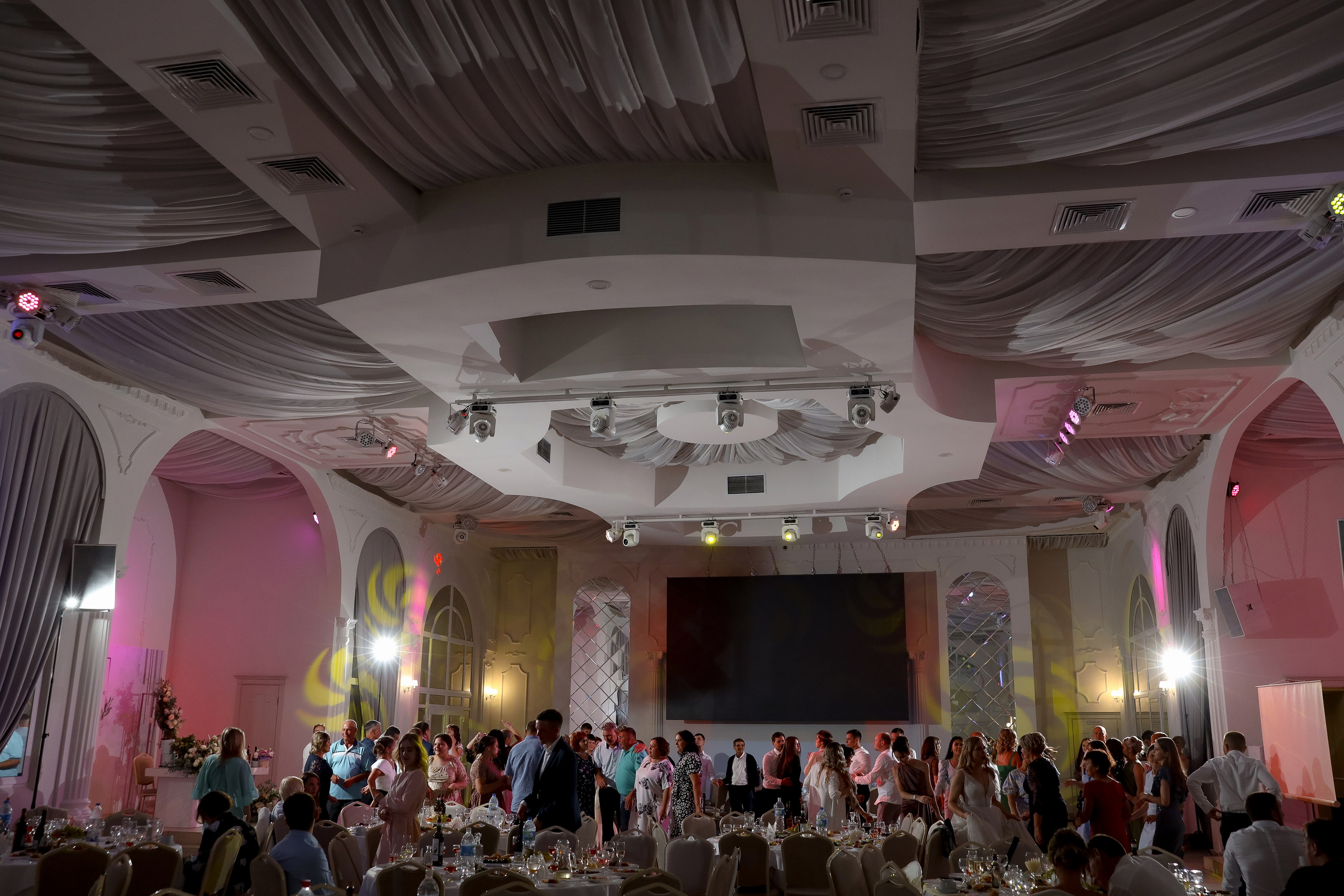 Степан и Элина. Свадебный и репортажный фотограф в г. Чебоксары