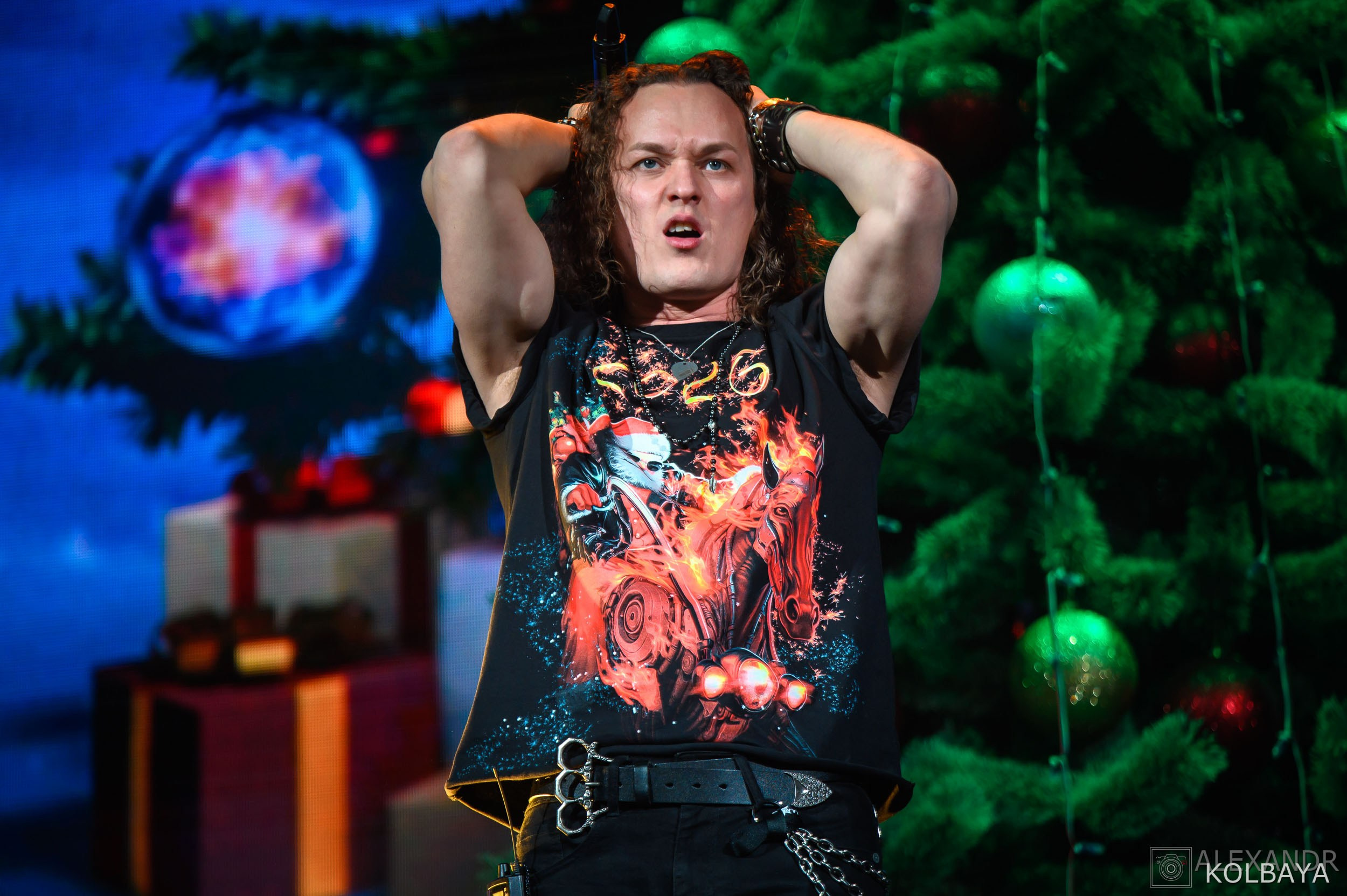 Фоторепортаж с Метал-Елки 2026. Концертный и театральный репортажный фотограф в Москве Александр Колбая