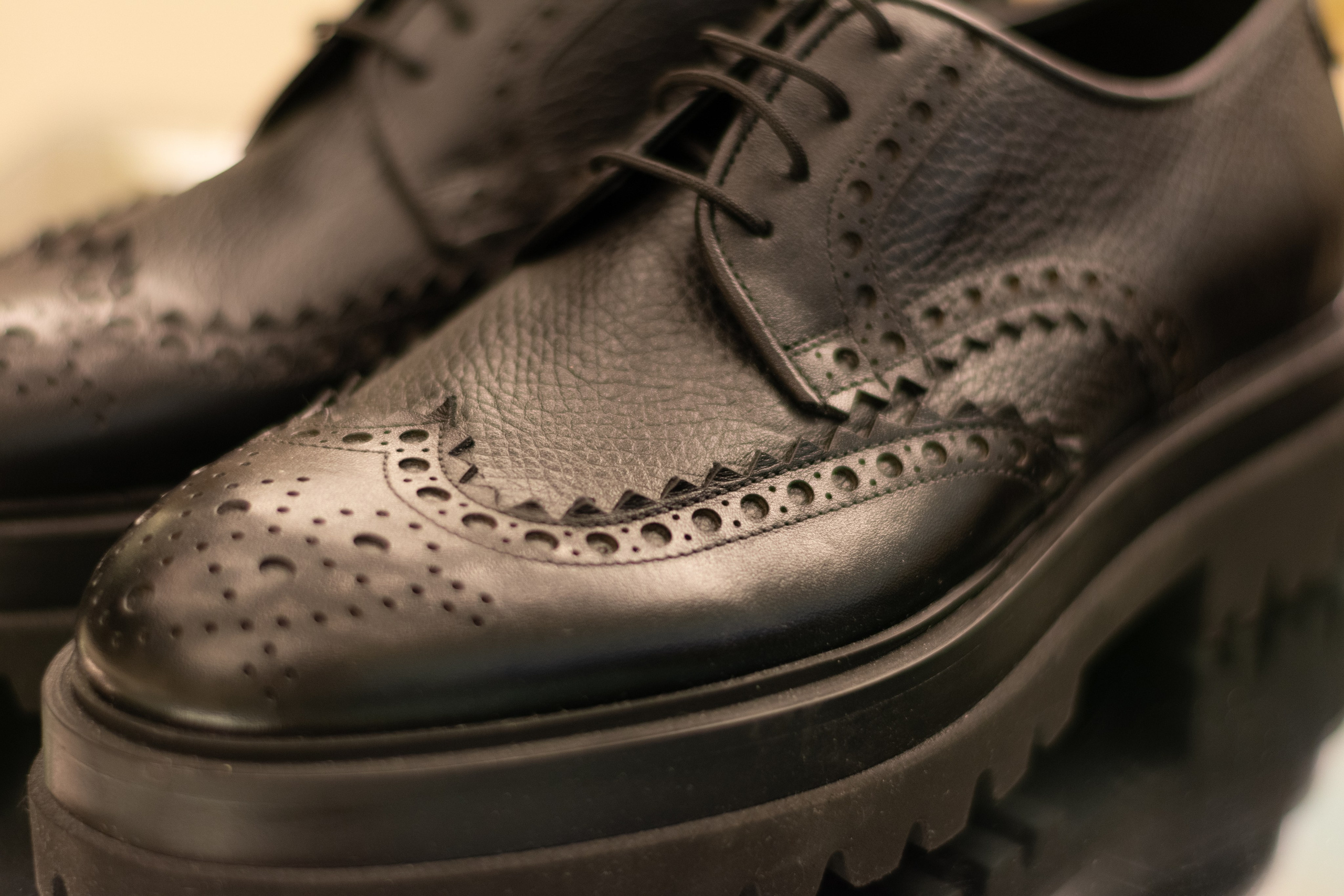 Для организаций. Предметная фотосессия для обувного магазина Capsula. Фотограф/видеограф Богдан Голованов