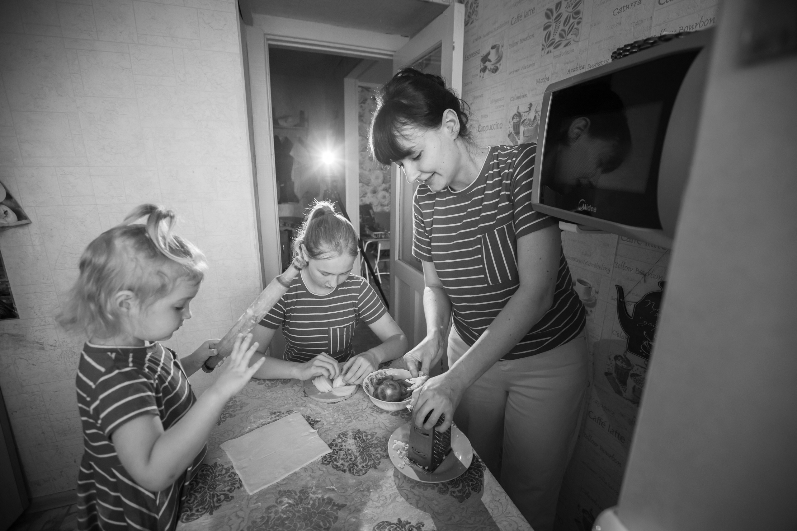 Домашний уют. Оля и ее девочки. Семейный и детский фотограф Тамара Морозова г. Арсеньев