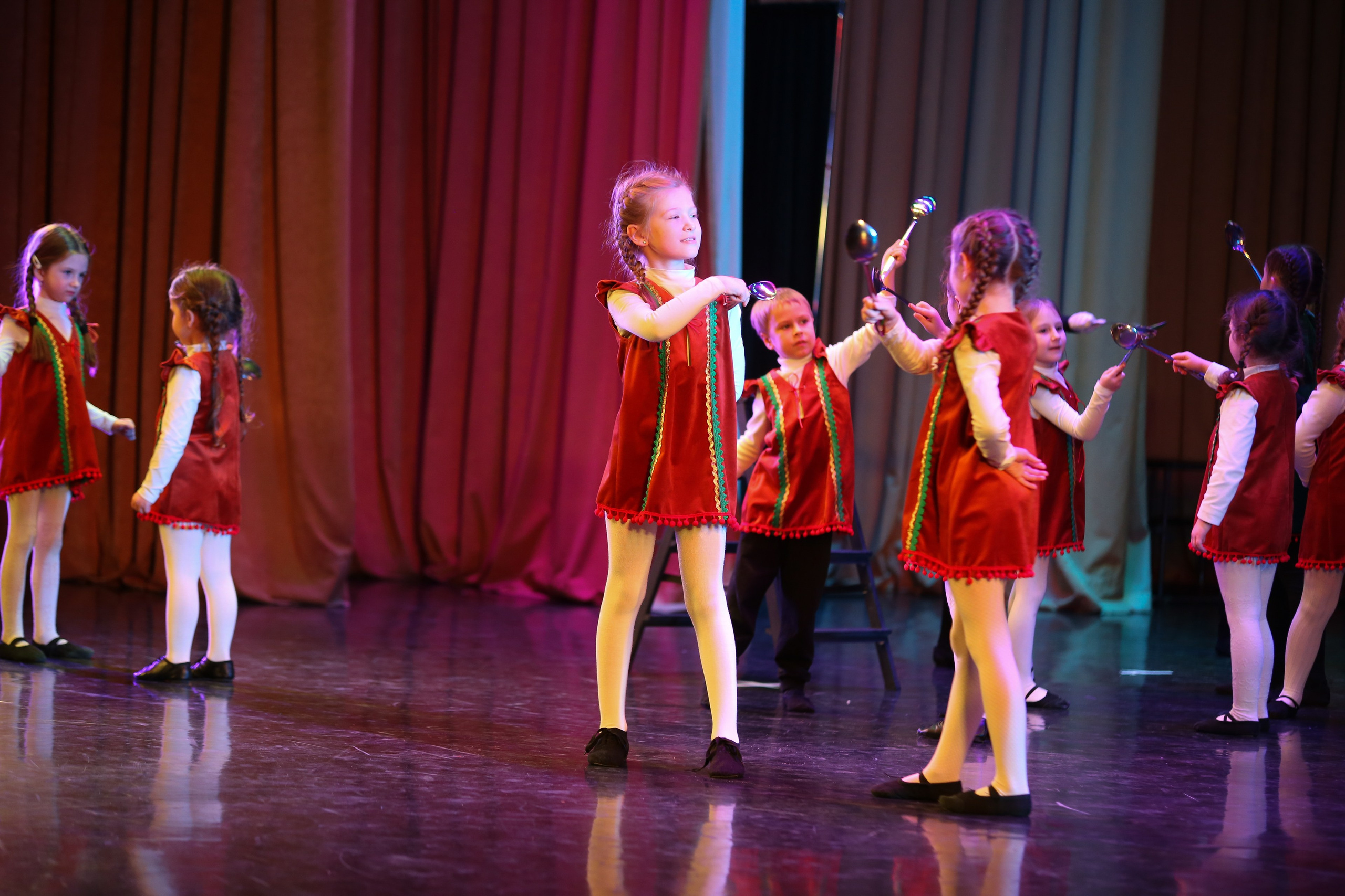 ТС ФАНТАЗИЯ — БЕНЕФИС 25 ЛЕТ. Профессиональный фотограф в Мценске и Орловской области