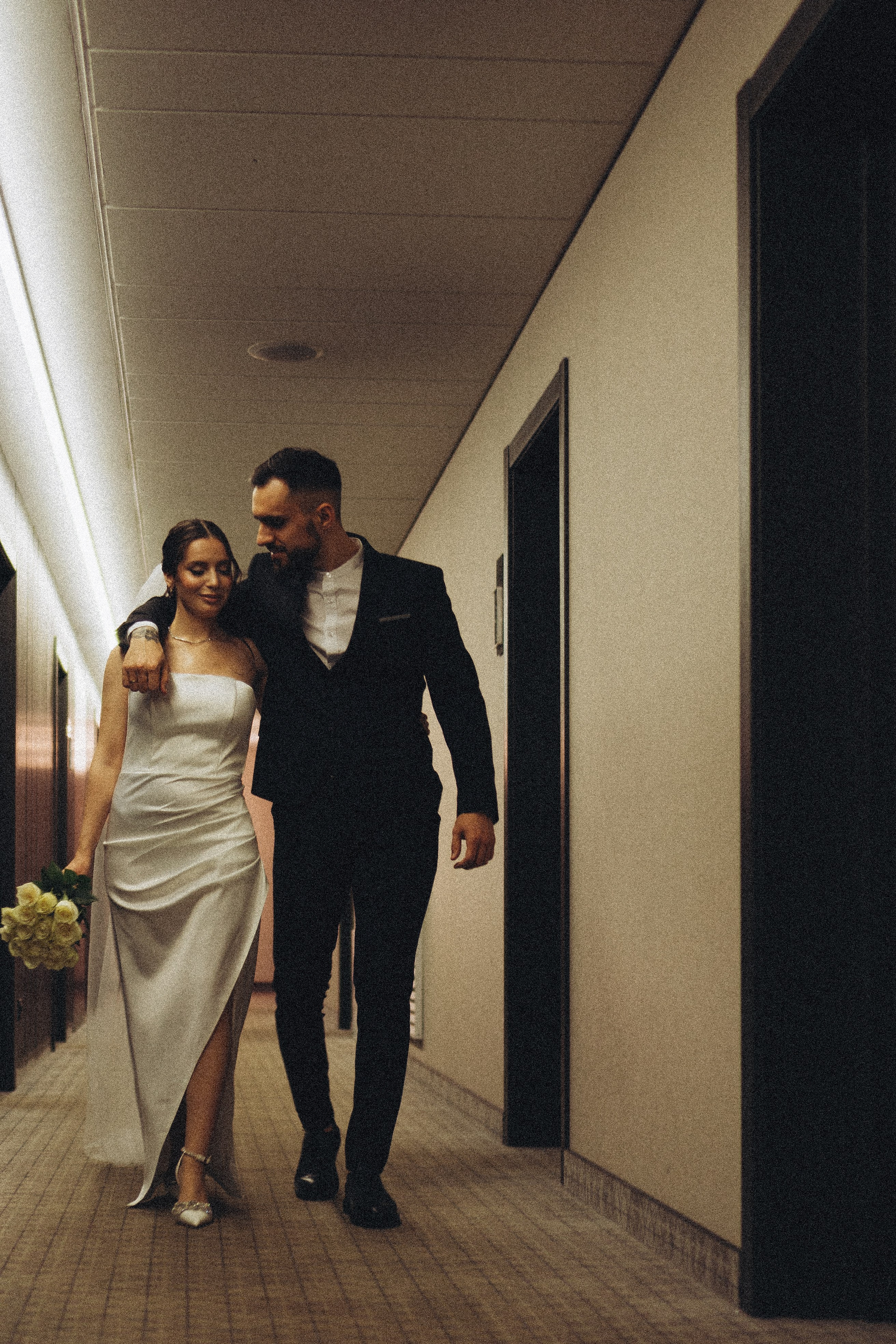 СВАДЕБНАЯ СЬЕМКА СБОРОВ ЖЕНИХА И НЕВЕСТЫ В ОТЕЛЕ И ТАКЖЕ ФОТОСЕССИИЯ В ОТЕЛЕЕ МЕГАПОЛИС БРЯНСК. Профессиональный фотограф, Санкт-Петербург — Виктория Богомолова