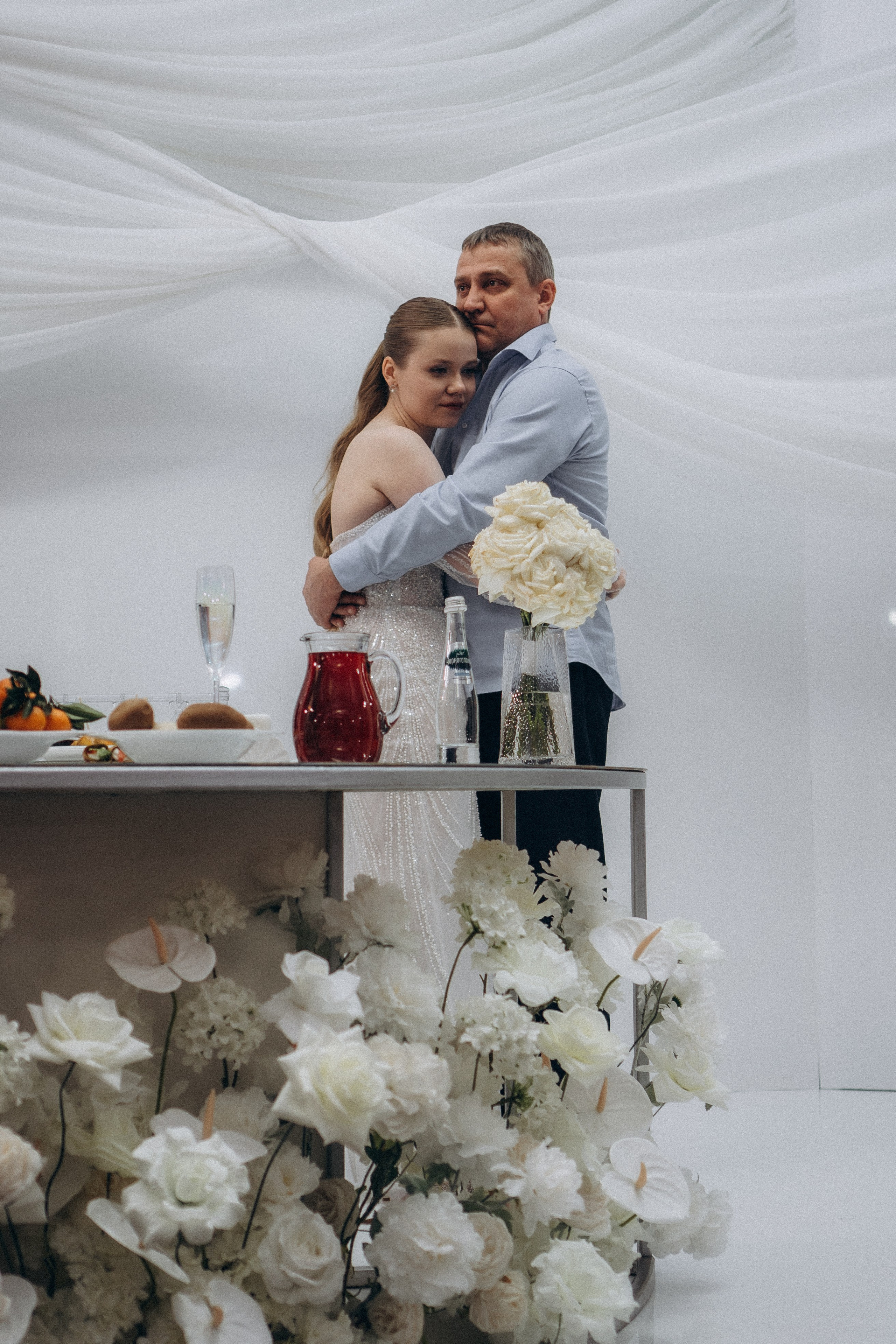 СВАДЕБНАЯ СЬЕМКА СБОРОВ В ОТЕЛЕ И ВЫЕЗД НА ЦЕРЕМОНИЮ (СНЯТО В СИБИРЕ В НИЖНЕВАРТОВСКЕ). Профессиональный фотограф, Санкт-Петербург — Виктория Богомолова