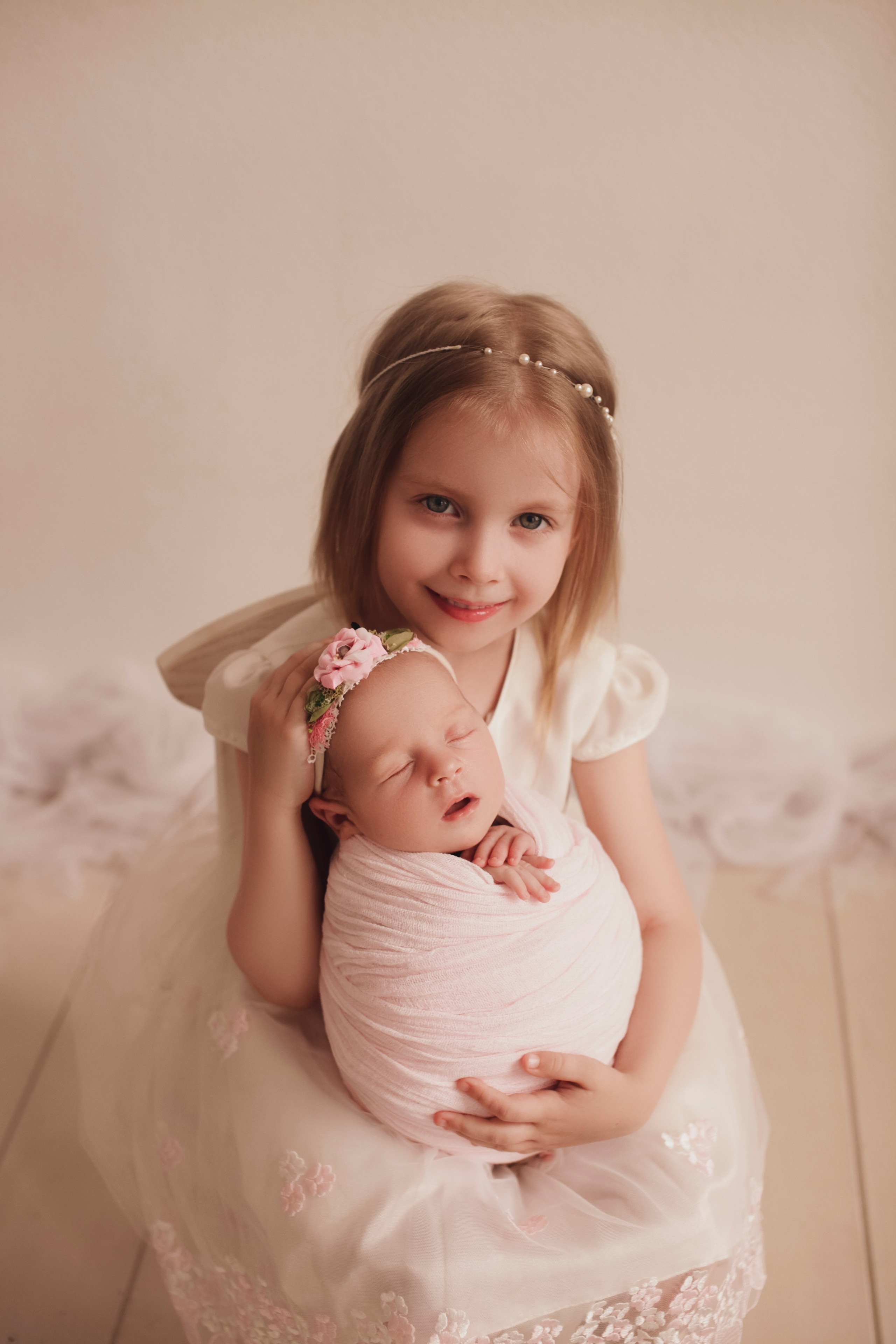 Новорожденные. Художественная фотография