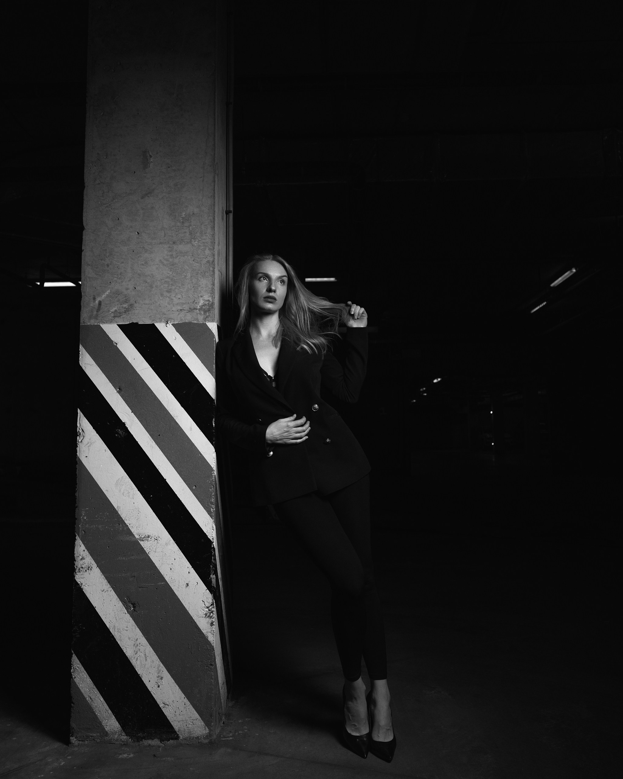 Фотосессия в подьезде). Фотограф в Москве — Евгений Мельников