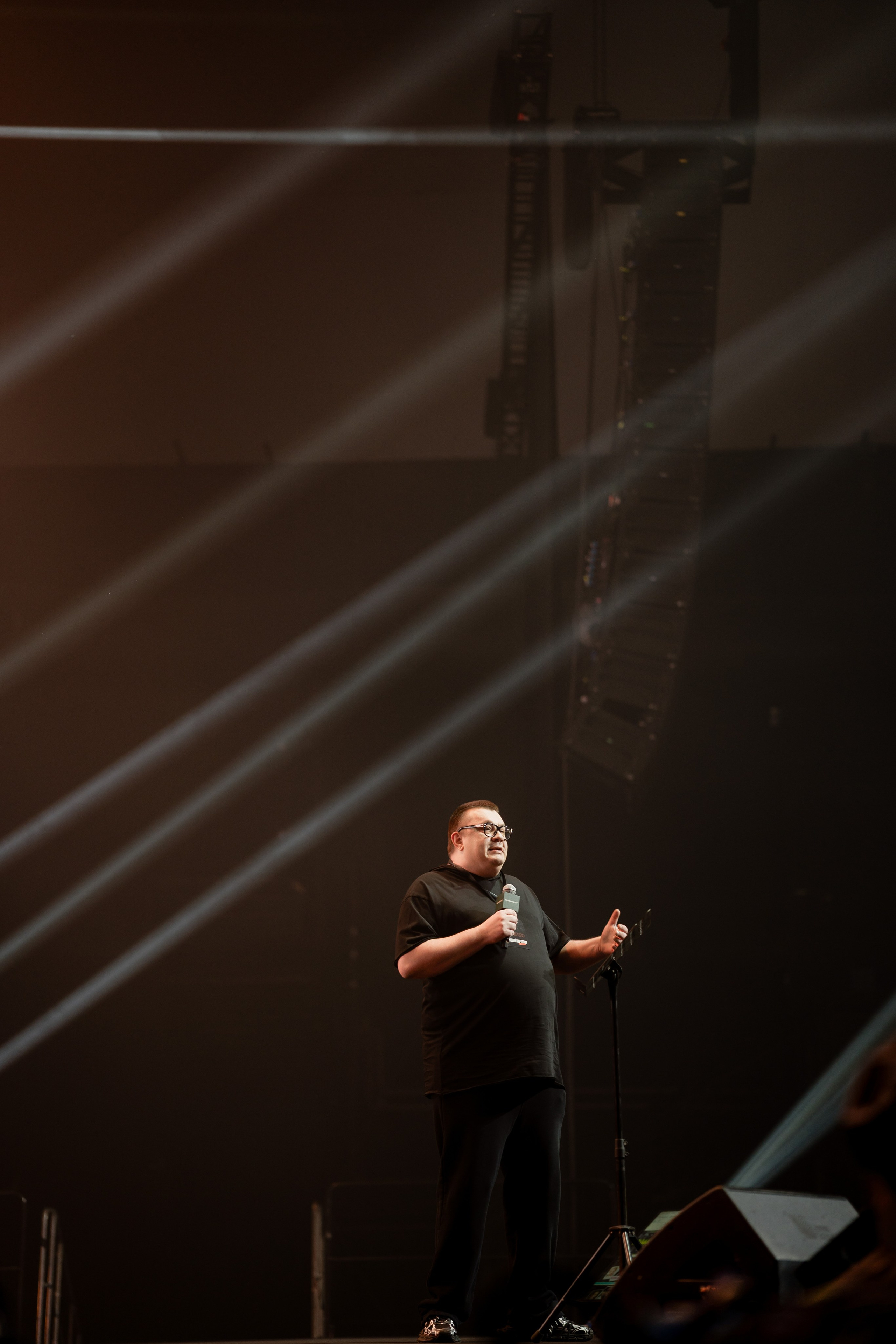 Конференция ОСНОВАТЕЛИ ЛАЙФ в MTS LIVE HALL. Репортажный фотограф в Москве Саша Дружинина