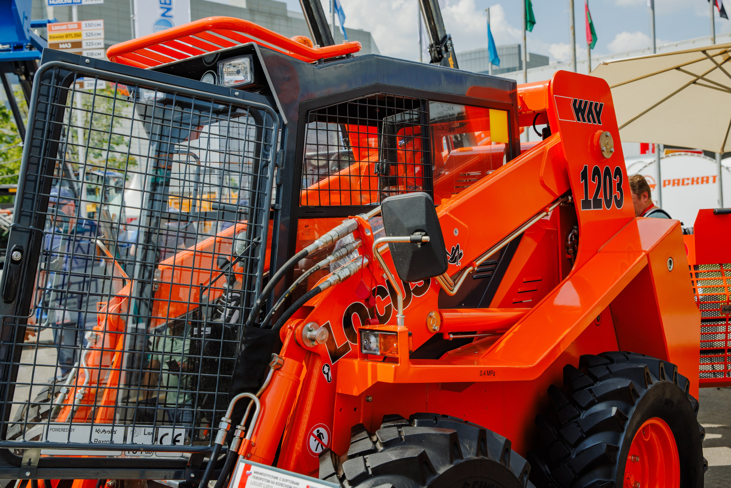 Выставка Спец. Техники. Фотограф Москва Шептаев Артём