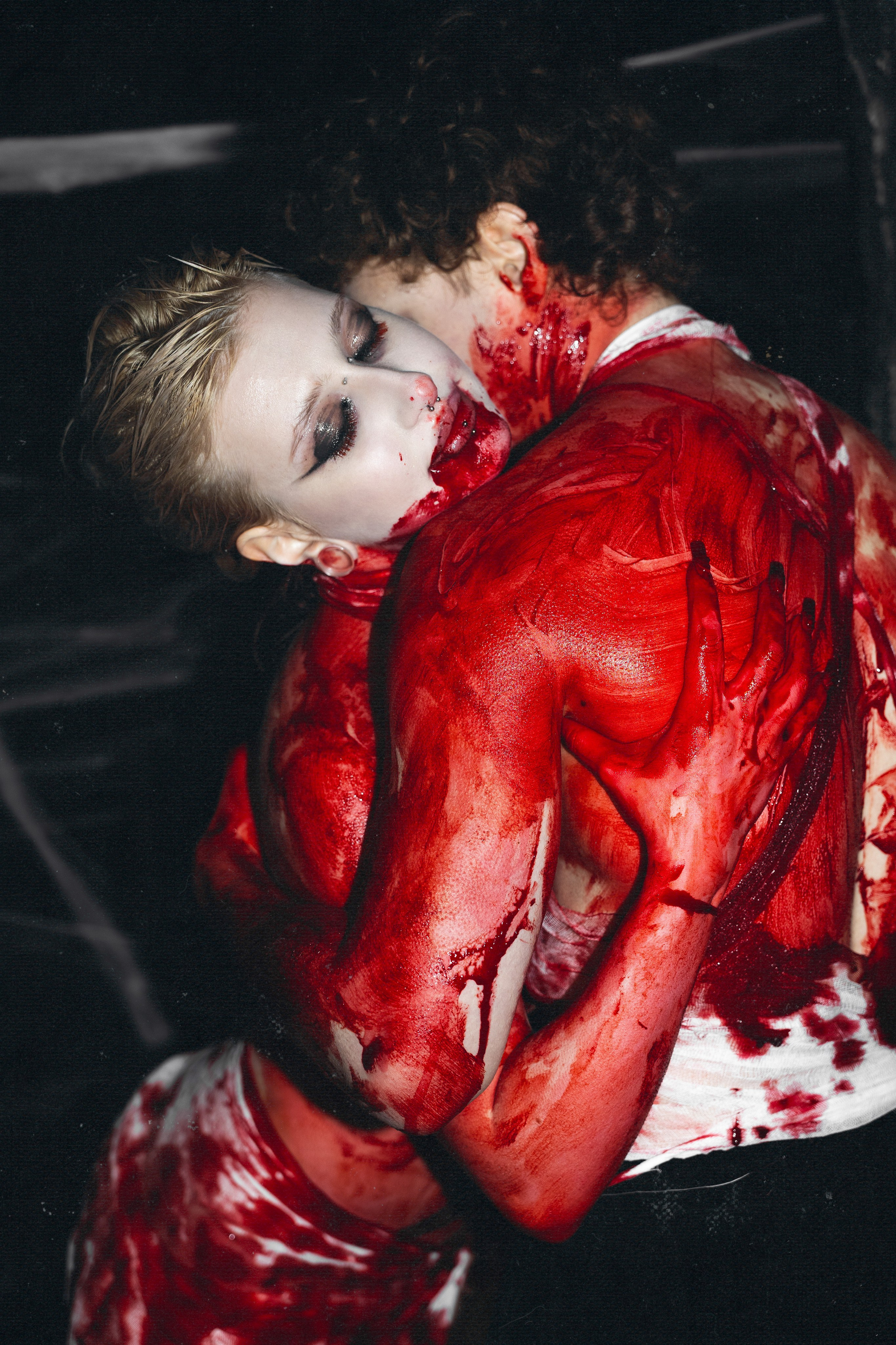 Bloody. Арт — фотограф Лиза Мармеладова