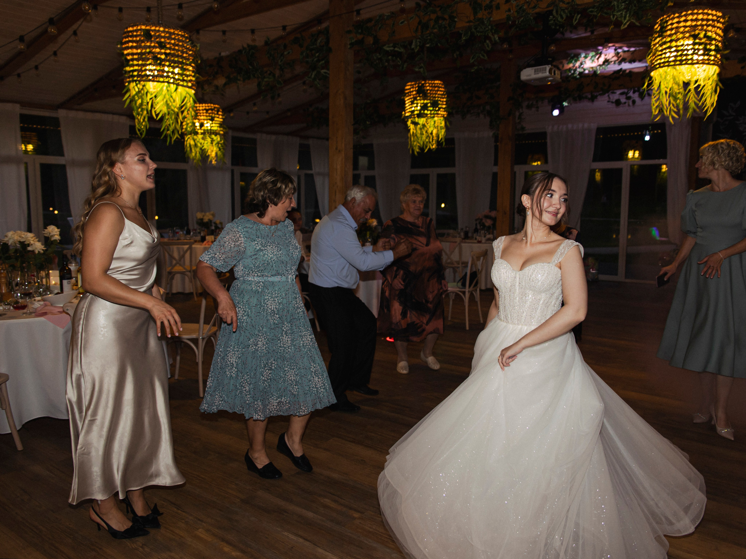 Выездная регистрация в Любогорье. Фотограф СПБ Засорина Юлия