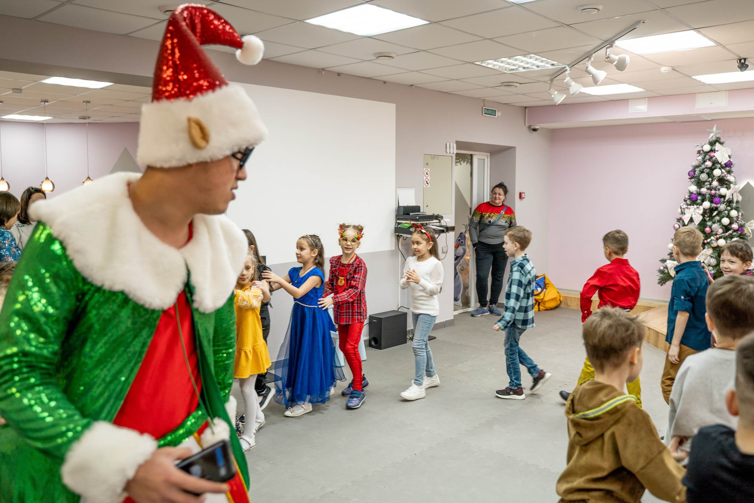 1 гимназия Новогодний утренник. Свадебный и репортажный фотограф в Уфе| Осетрова Ольга
