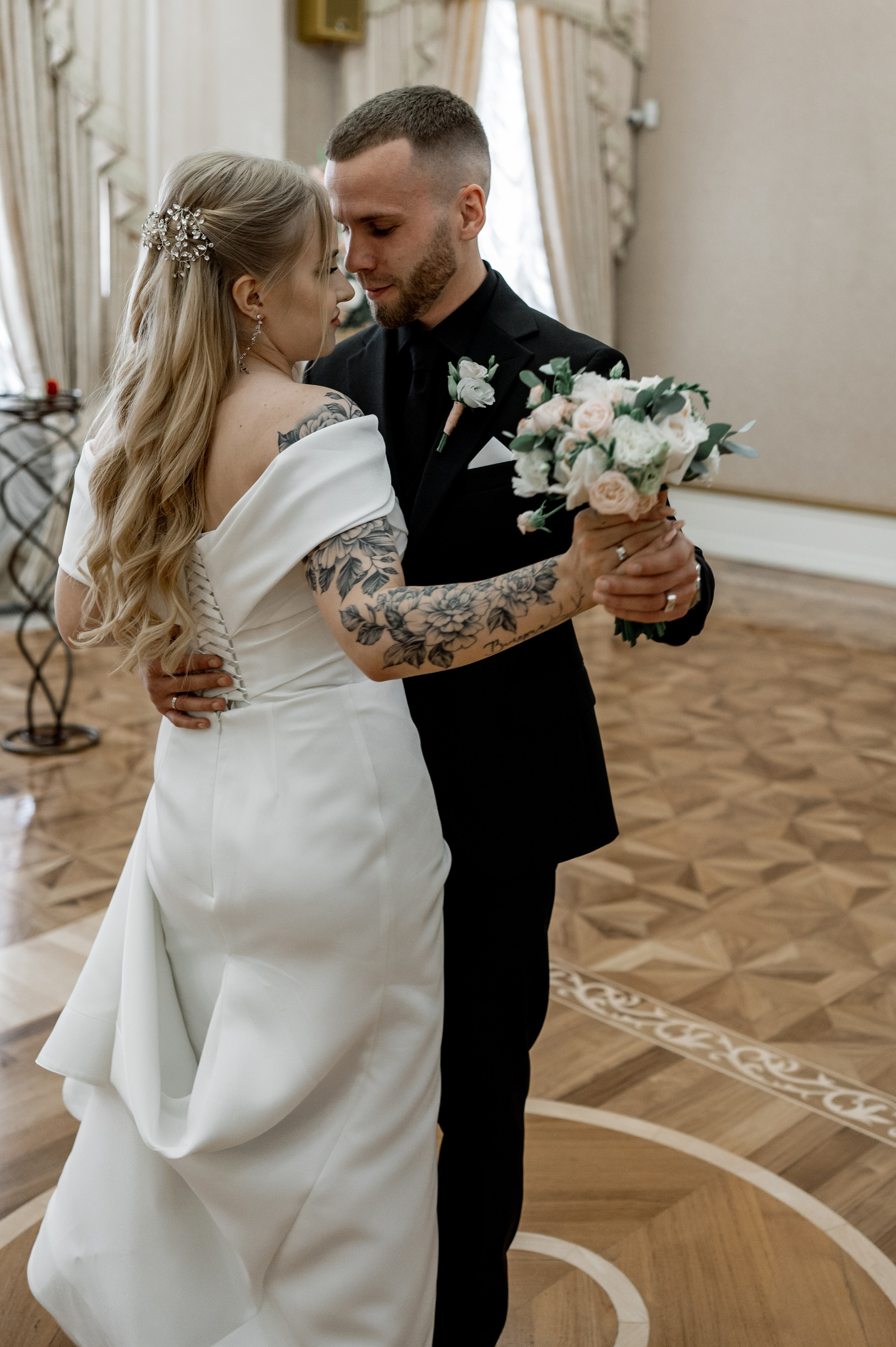 Андрей и Ксения. Свадебный фотограф в Тюмени Анастасия Конева