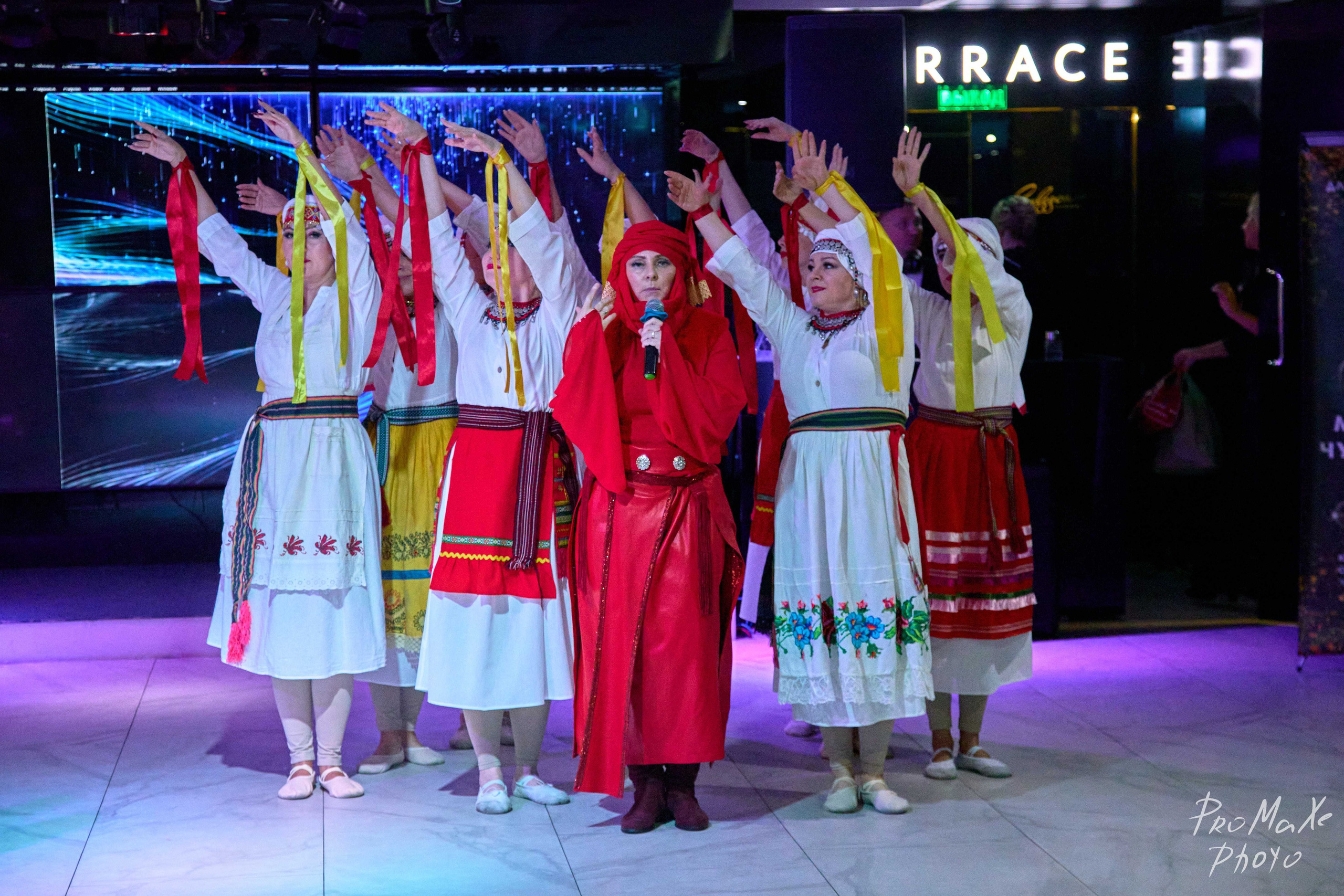 Зал КРАСА МАСС-МЕДИА ЧУВАШИИ. Владимир Суздалов (ProMaXe) — Портретный фотограф, тематические фотосессии в Чебоксарах