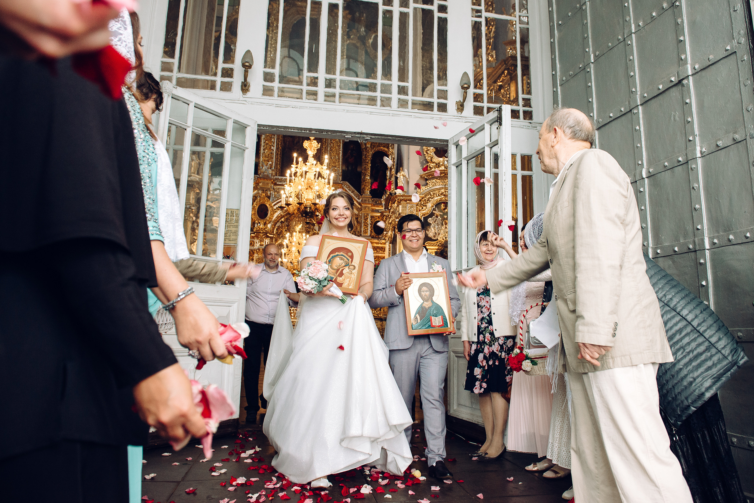 Венчание в Смоленске. Успенский собор. Выход