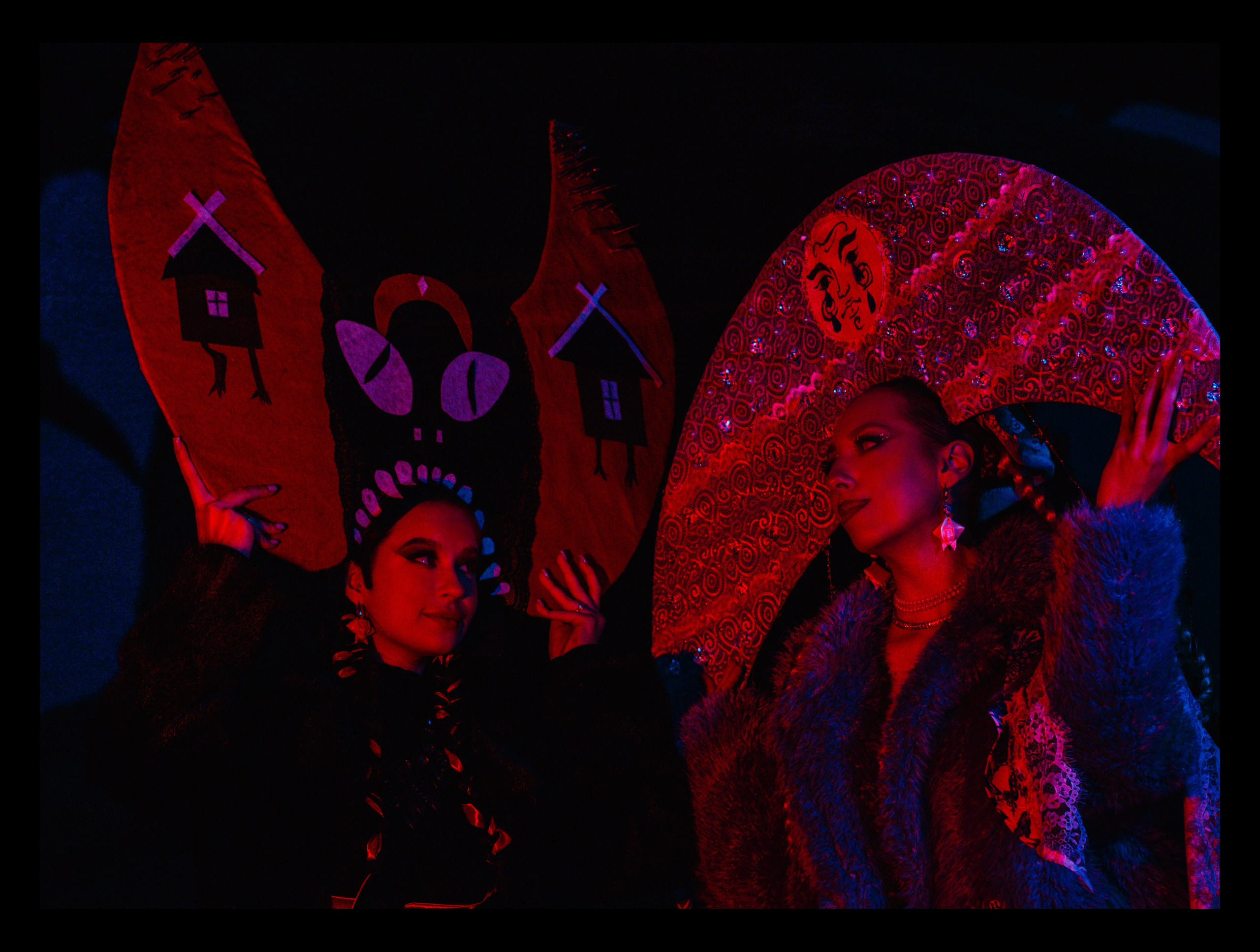 Кокошники. Маська