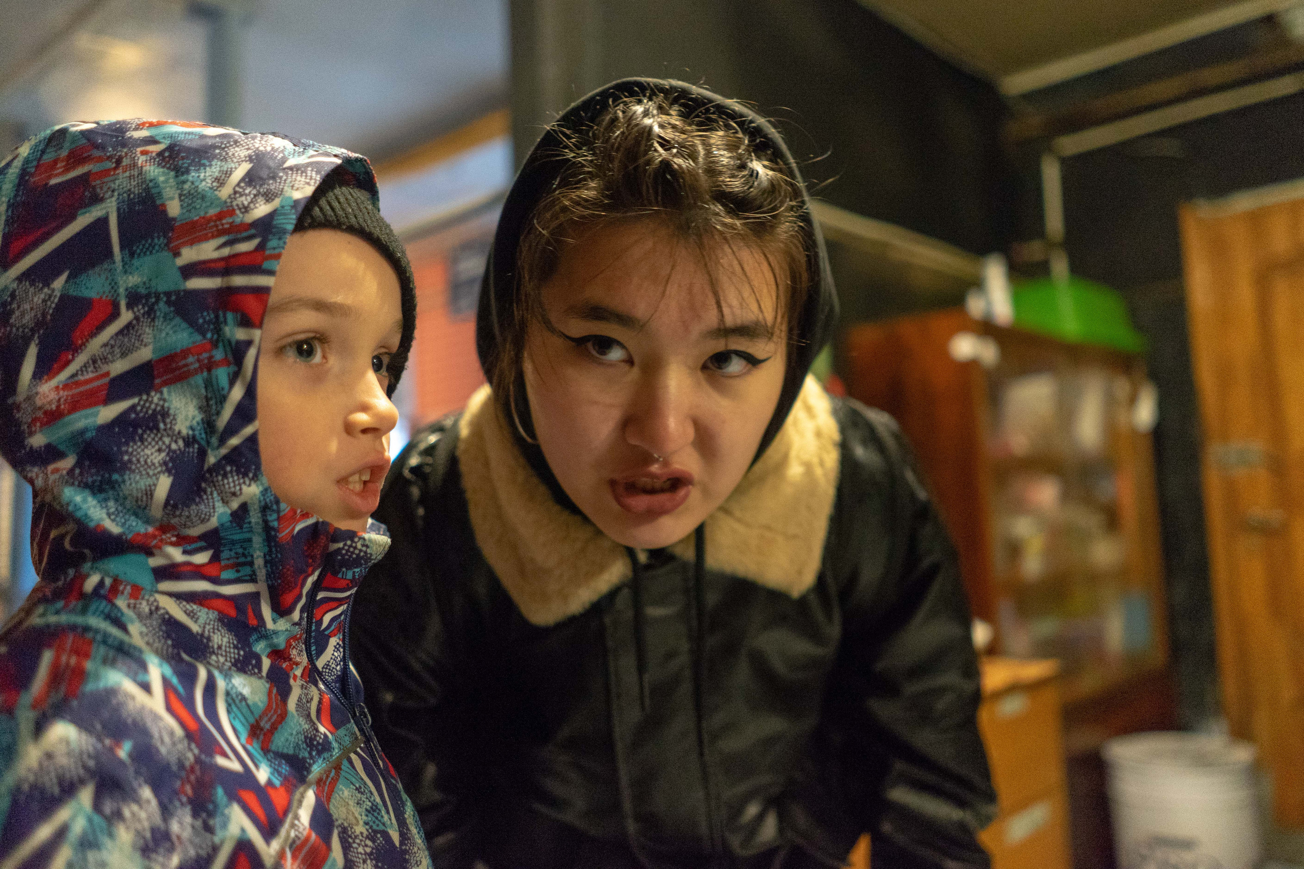 Детская экскурсия в приют «Ржевка». Фотограф Елизавета Потешкина