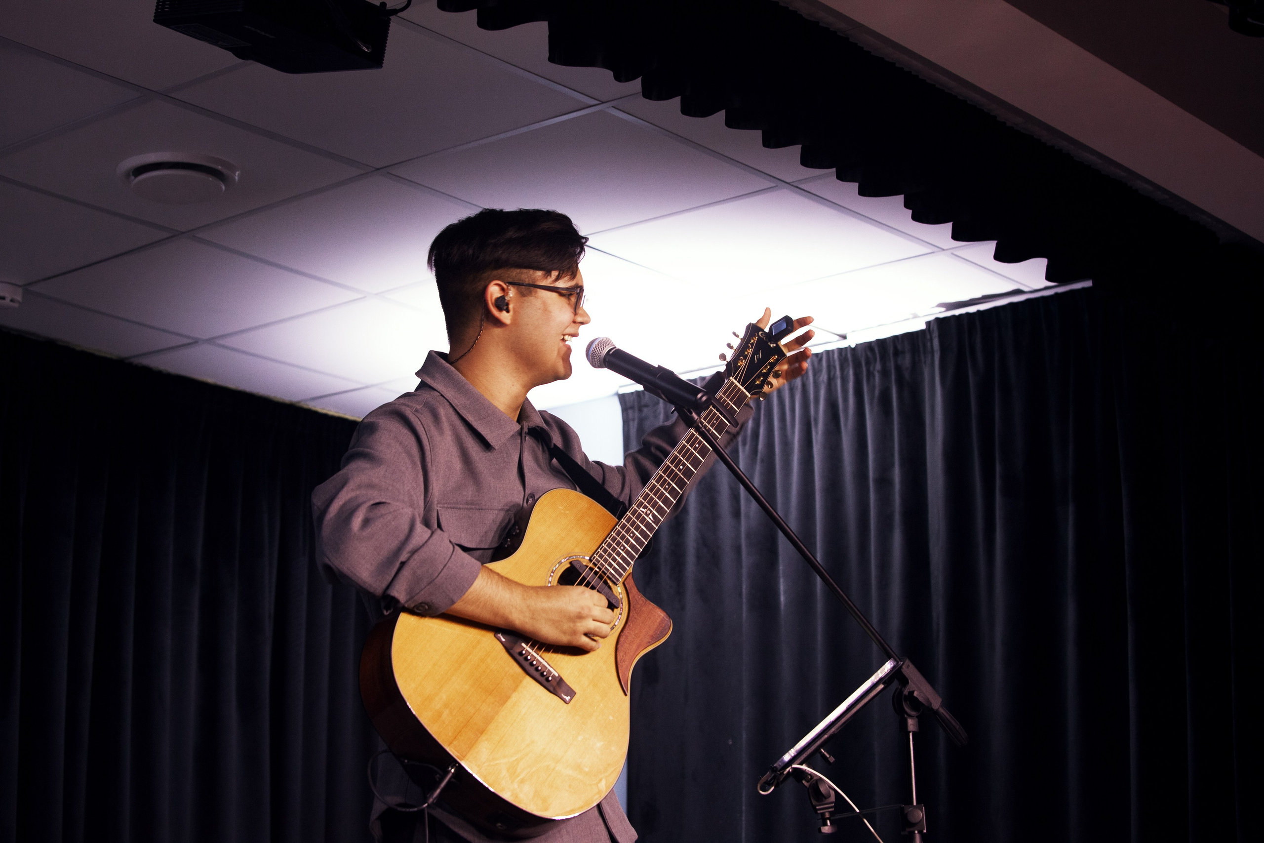 Дамир. Сольный концерт. Design Muginov