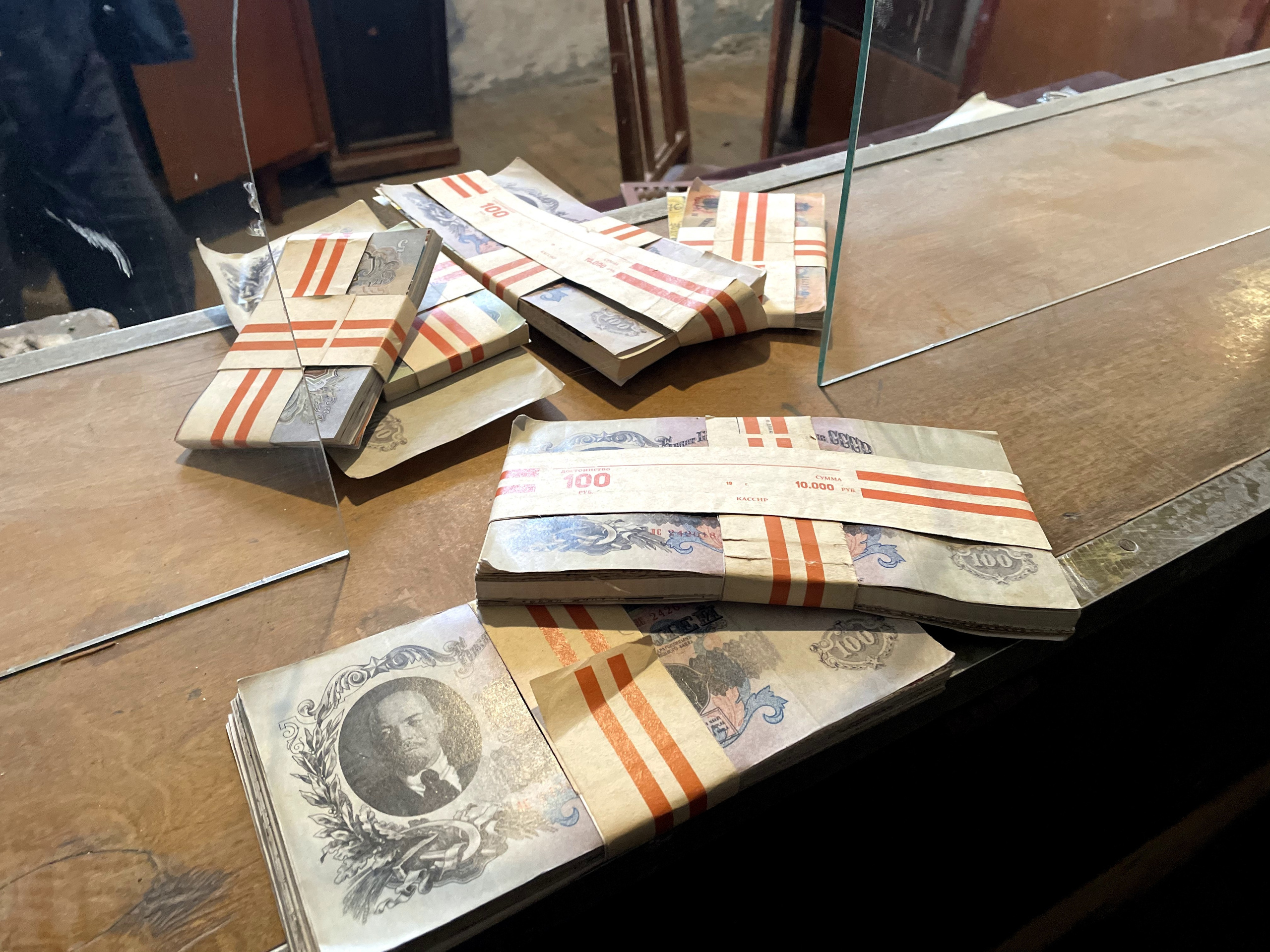 40 000 Касса ретро. ВИЗУАЛЬНЫЕ И ЗВУКОВЫЕ РЕШЕНИЯ ДЛЯ БИЗНЕСА И СЪЁМОК ТЕЛЕТЕЛА