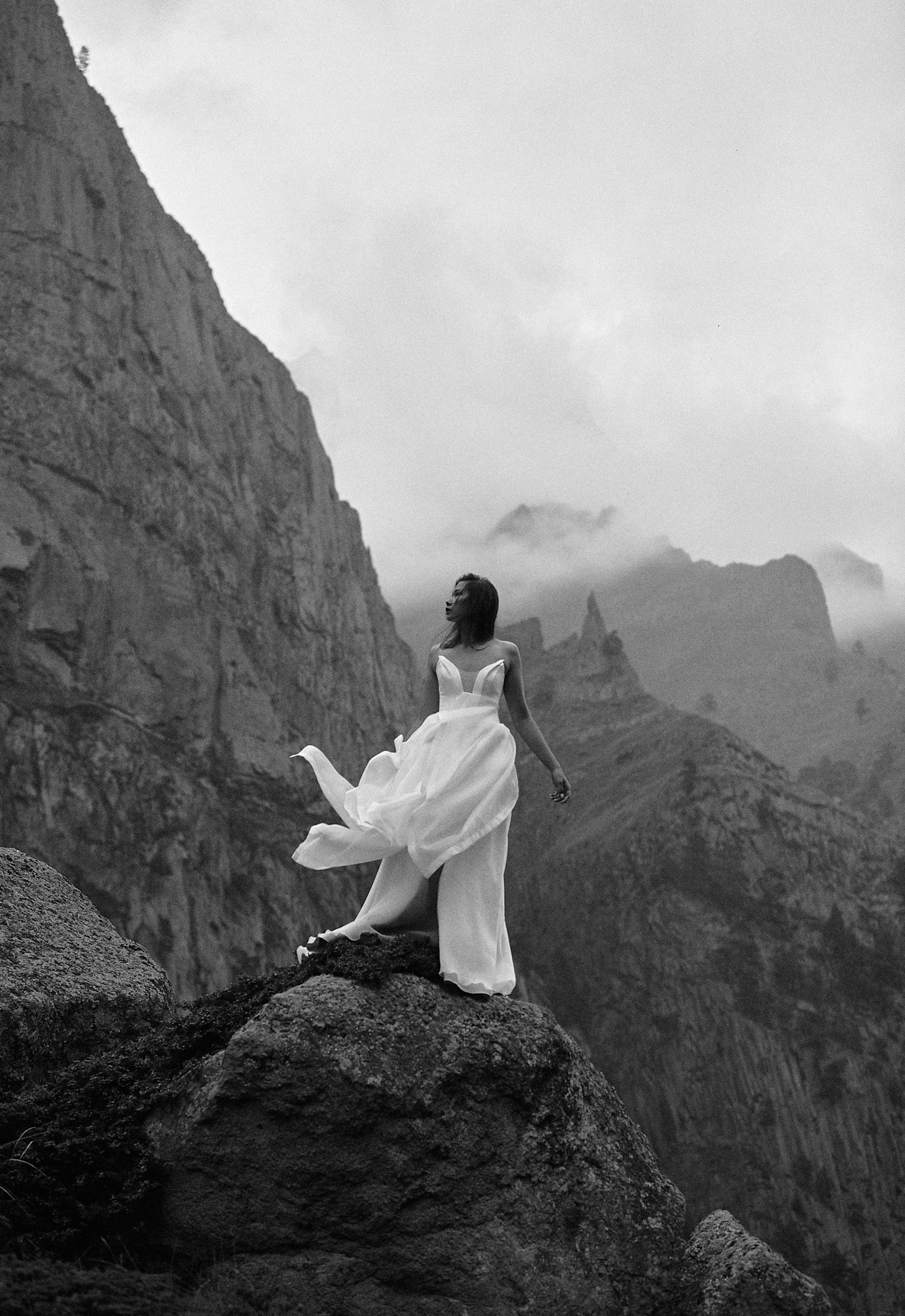 Фотосессия в горах Кавказа. Фотограф Продюсер в горах КБР / Москва  Нальчик Горы