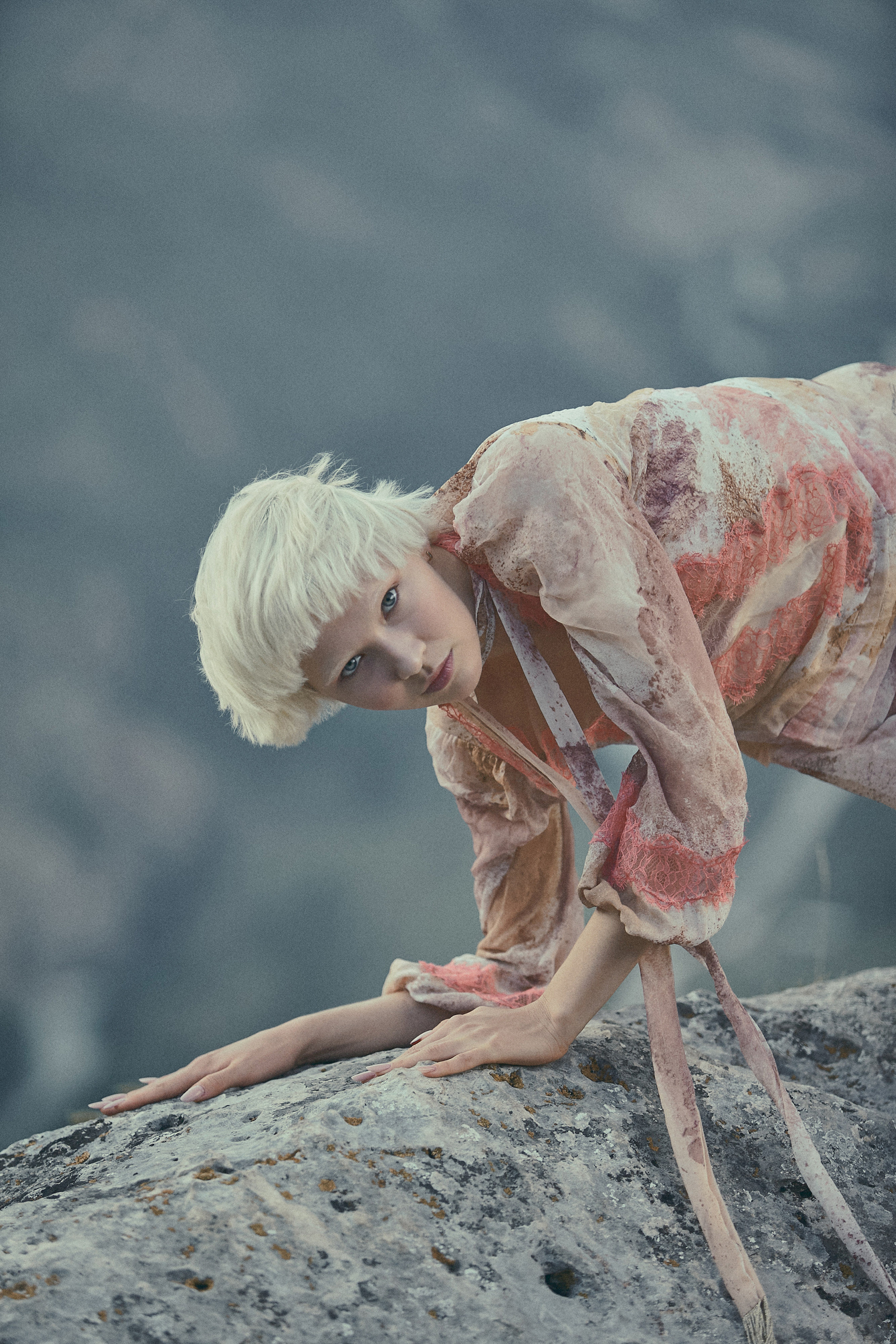 Фотосессия в платье в горах Кабардино-Балкарии. Фотограф Продюсер в горах КБР / Москва  Нальчик Горы